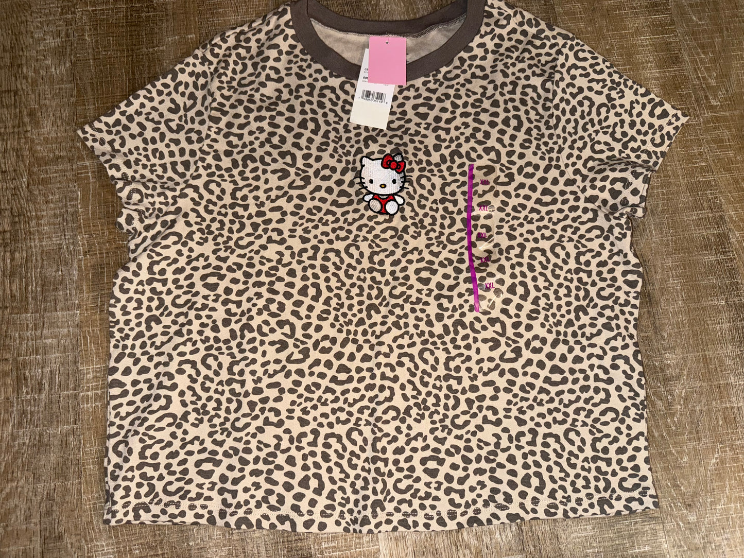 NWT Hello Kitty (XXL) Brand New Cheetah Print Tee
