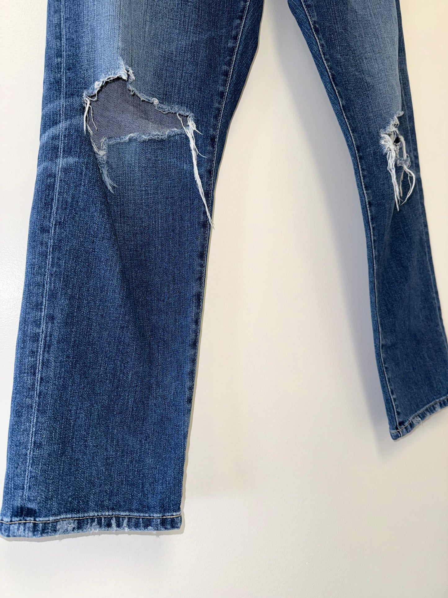 AG-ED Adriano Goldschmmied (29) Denim Ex Boyfriend Slim Distressed Jeans