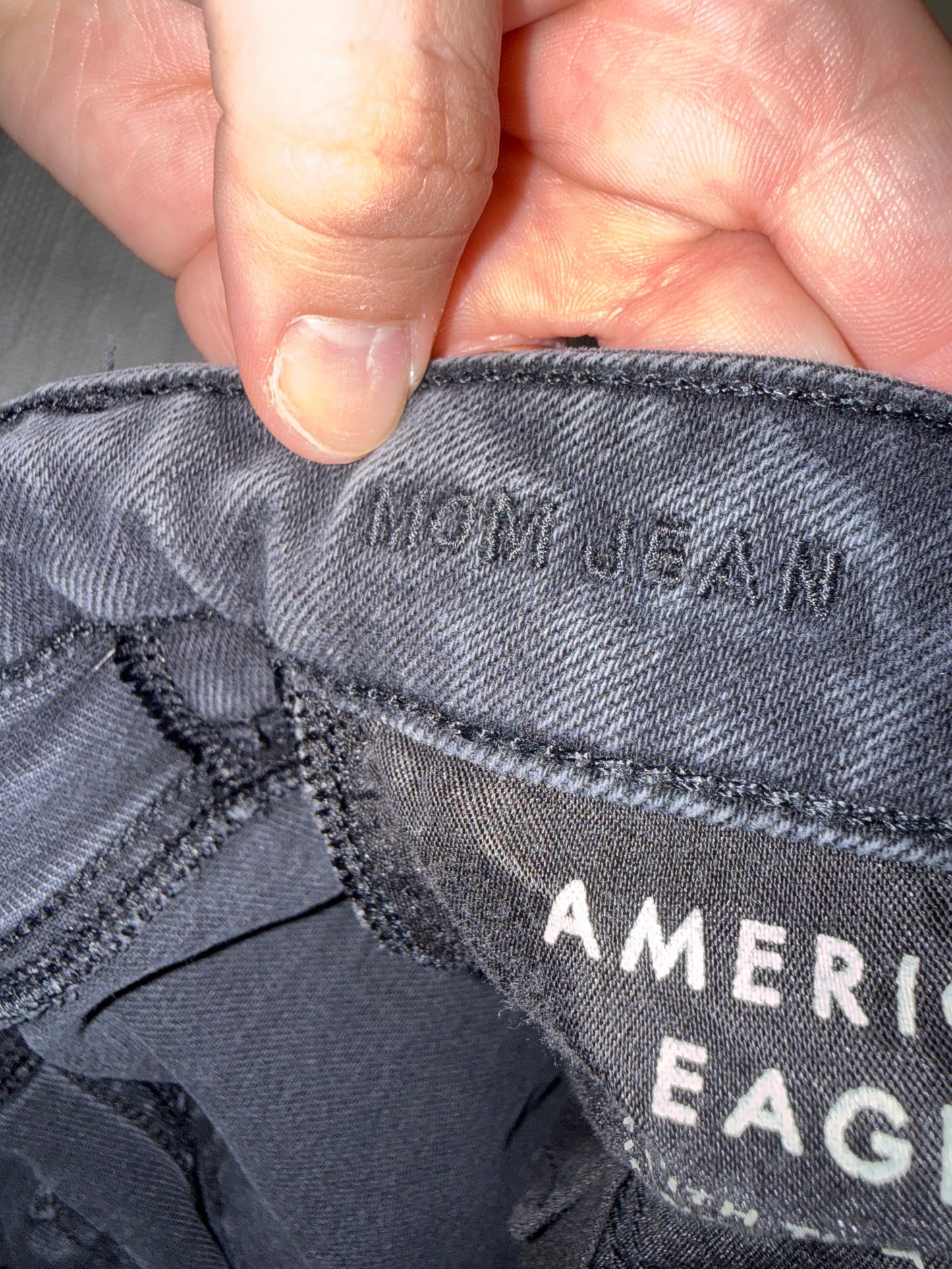 American Eagle (0 Long) Black Denim Strigid Mom Jeans