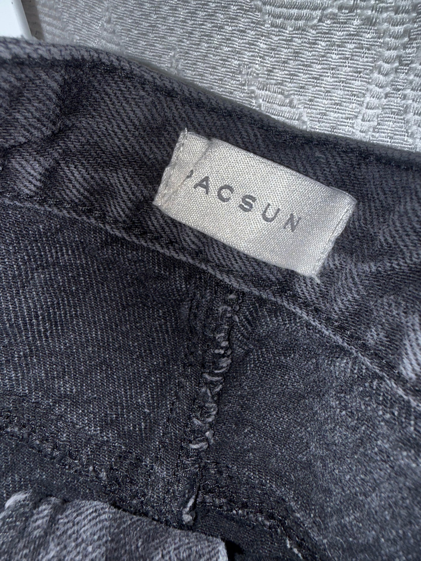 PacSun (26) Black Distressed Denim High Rise Festival Jean Shorts