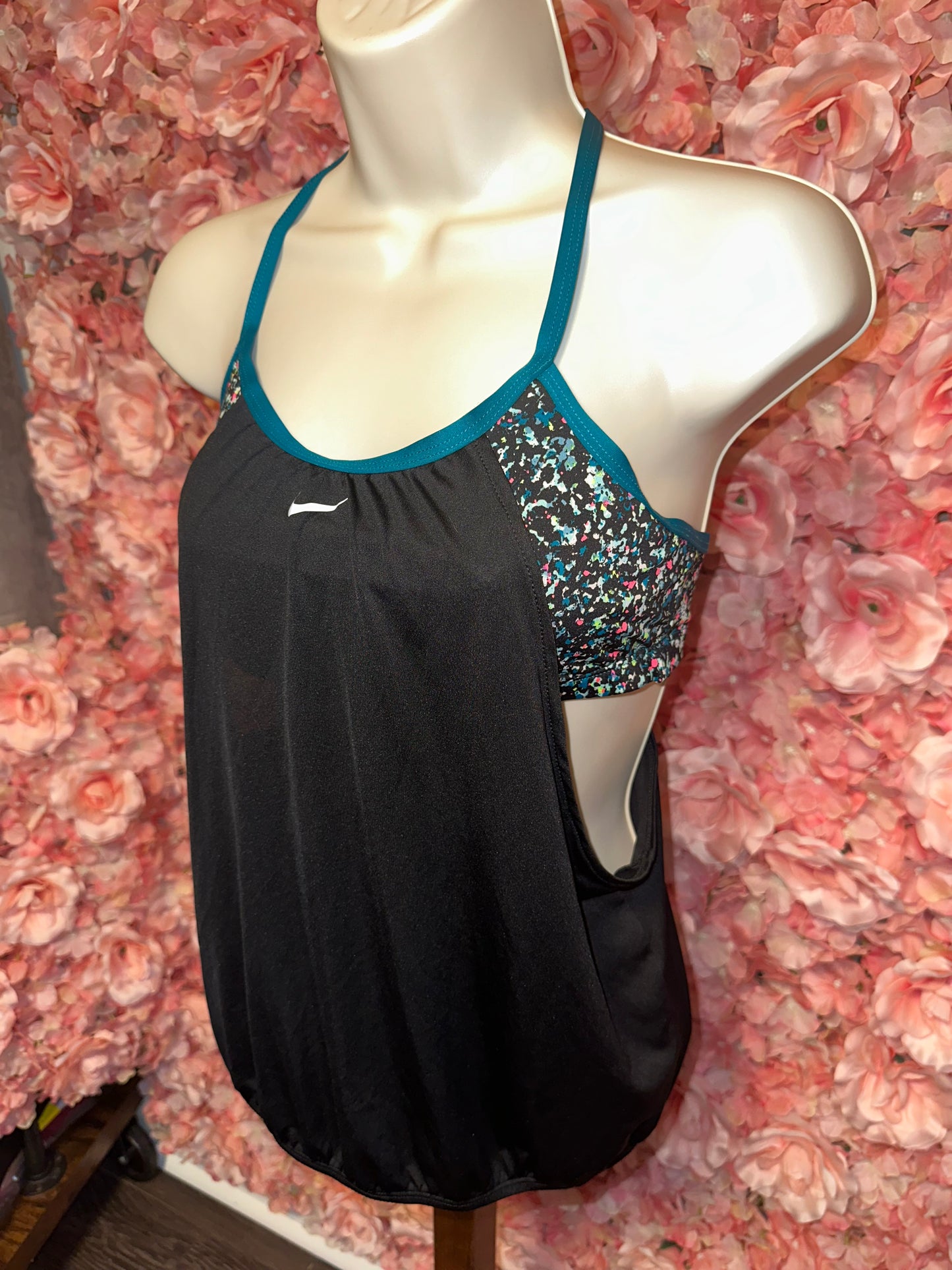 Nike (Small) One Piece 2 in 1 Loose Low Cut Tank Top with Sports Bra