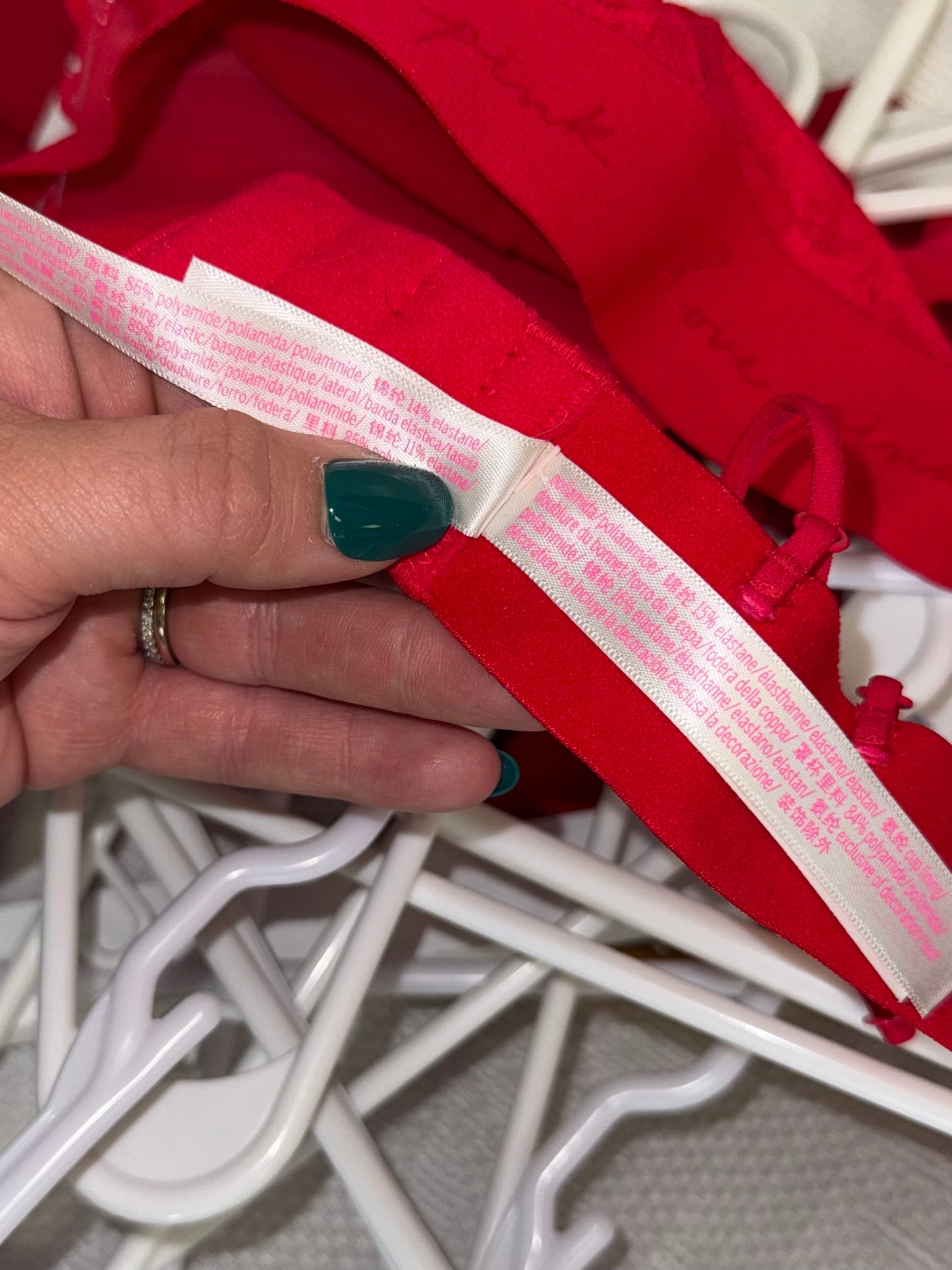 PINK Victoria's Secret (XL) Red Lace Bralette