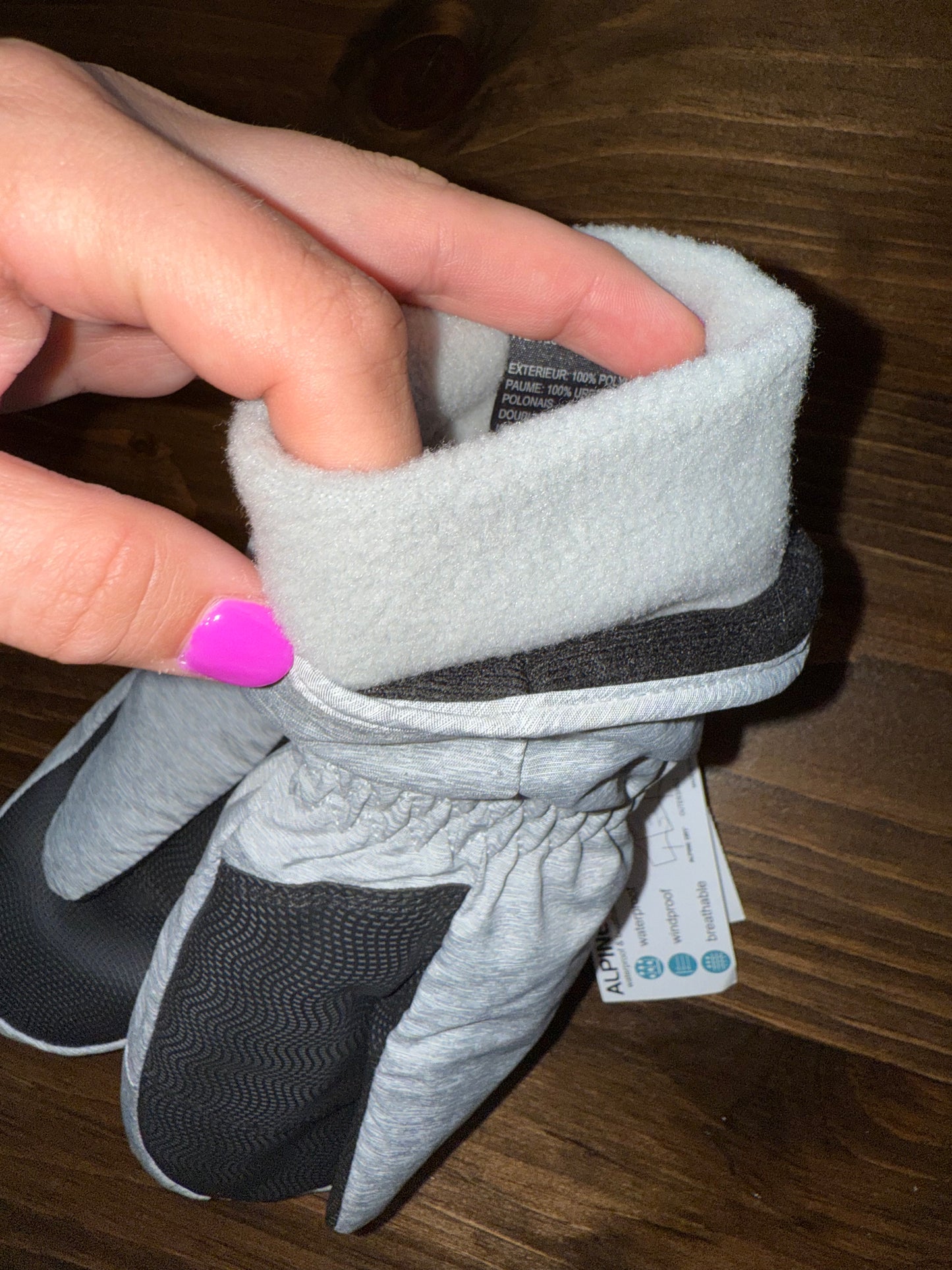 NWT Hotfingers (Ladies Small) Brand New Grey AP222 Flurry ll Mittens