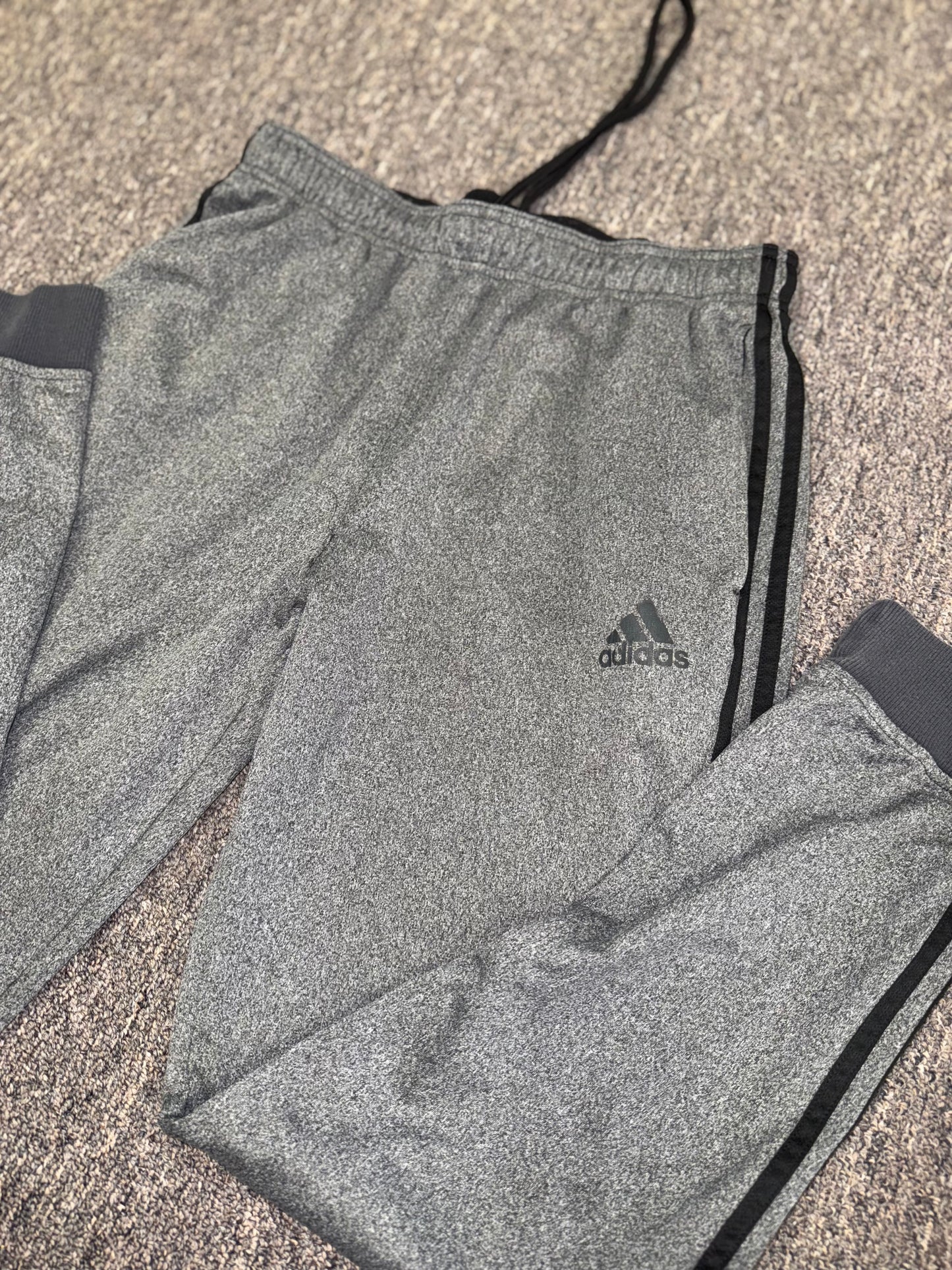 adidas (Large) Grey Jogger Sweatpants