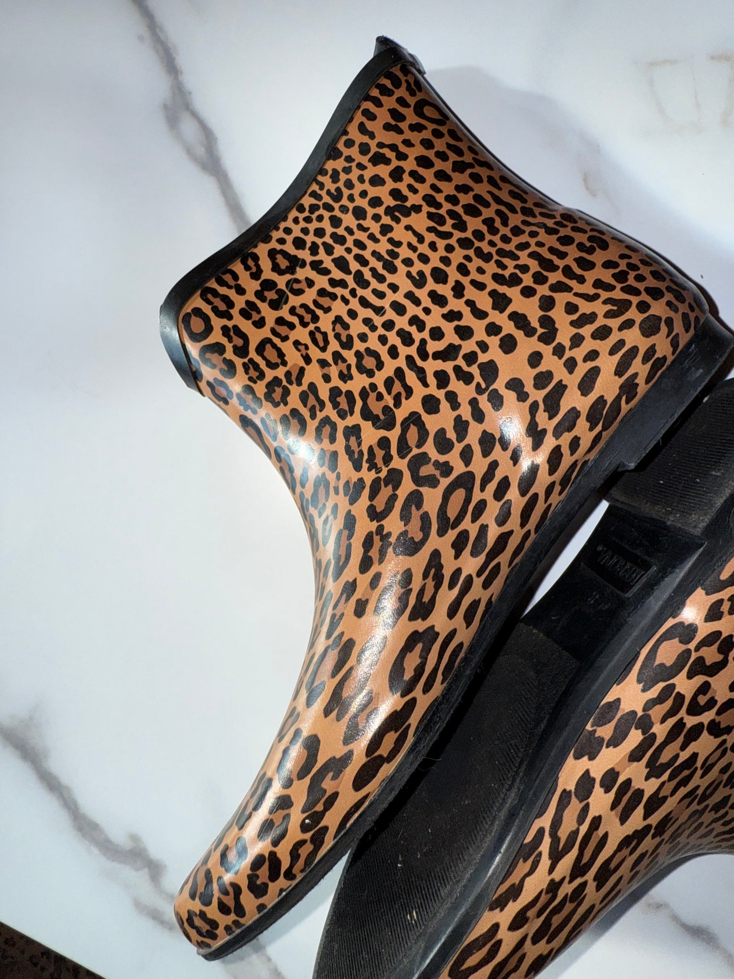 Merona (8) Neutral Cheetah Print Ankle Rain Boots