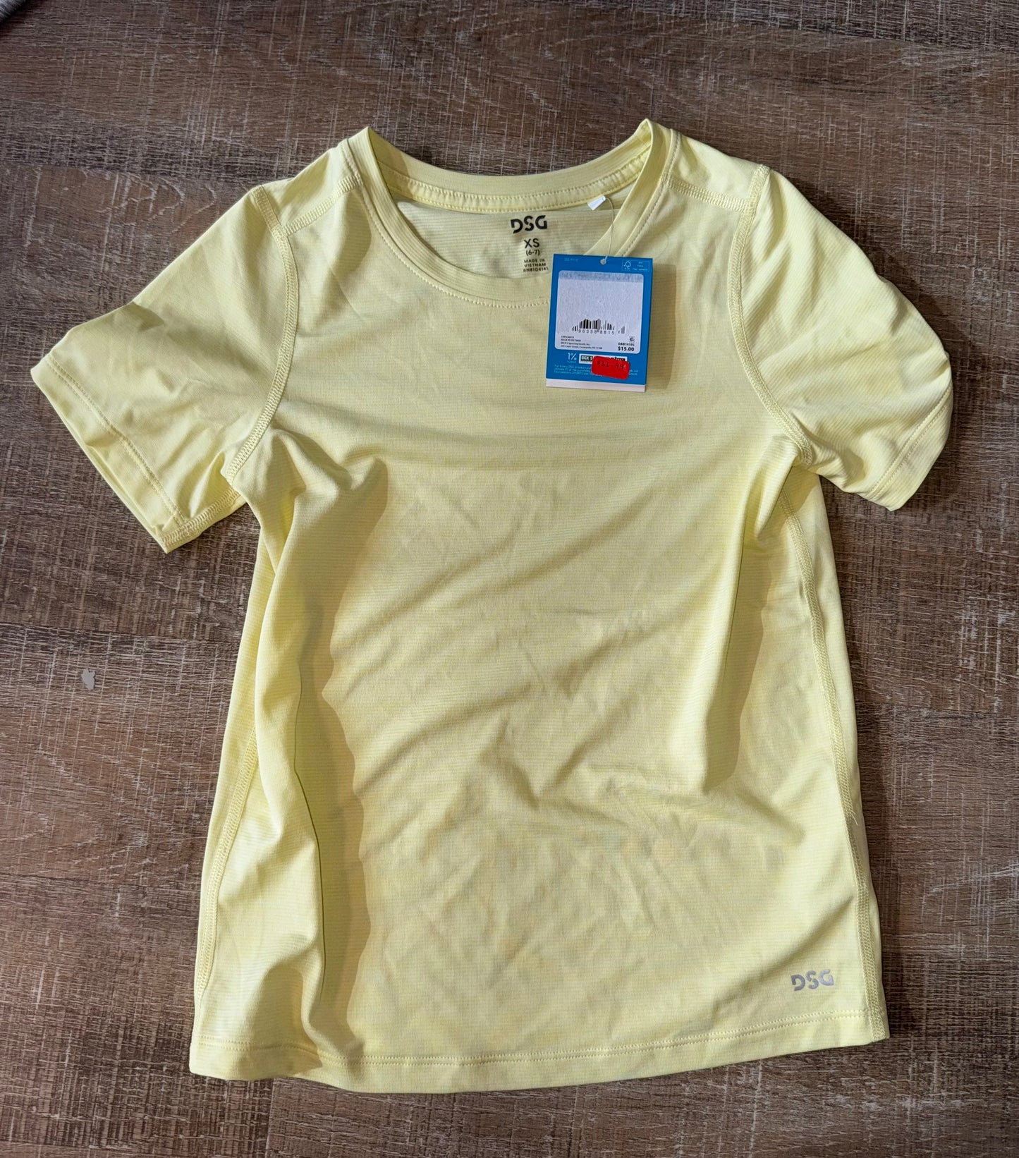 NWT DSG (Kids XS) Brand New 2 Piece Sporty T-Shirt BUNDLE