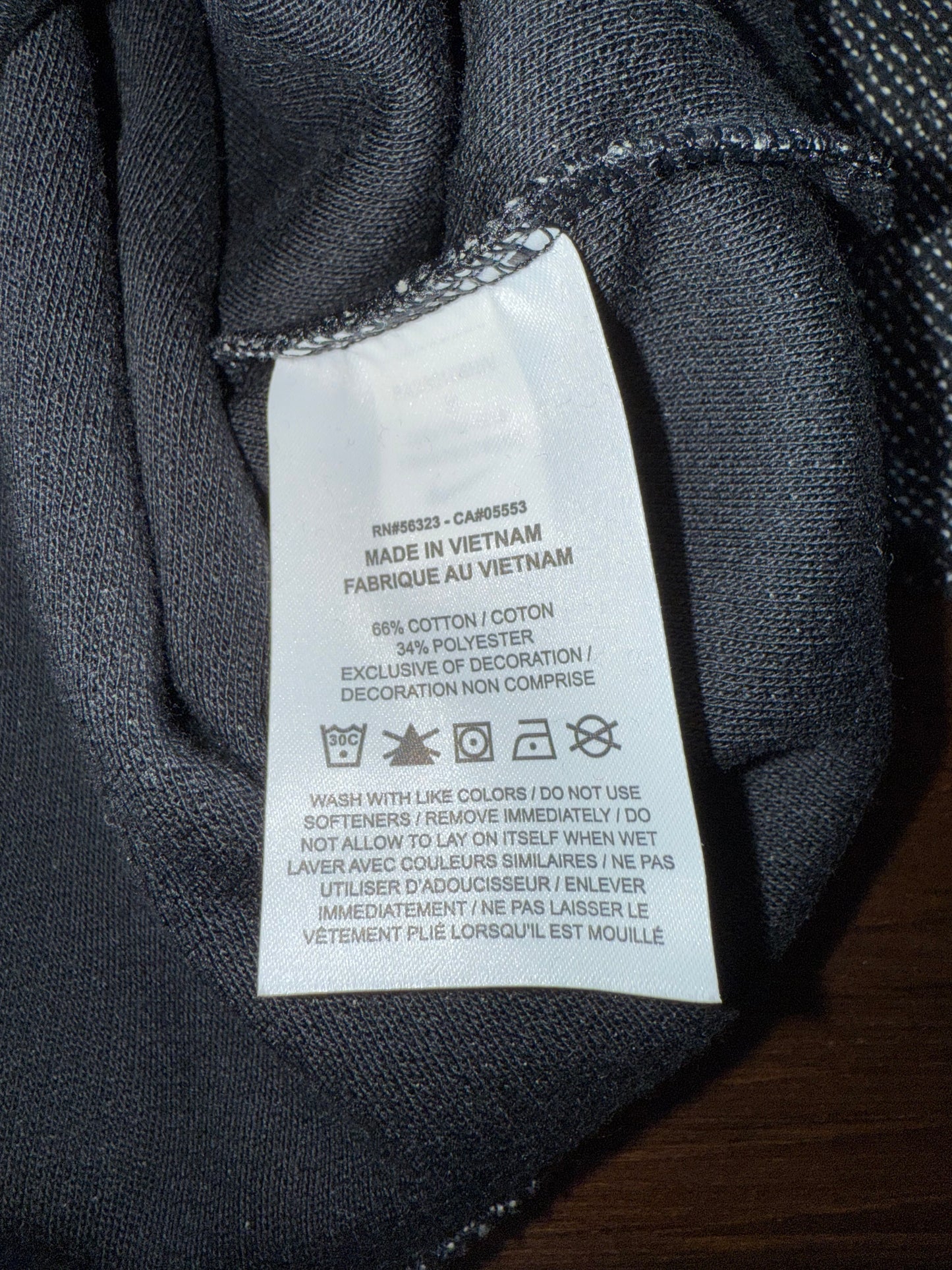 NWT Nike Yoga (Medium) Brand New Black/Grey Knit Cropped Crewneck Sweatshirt