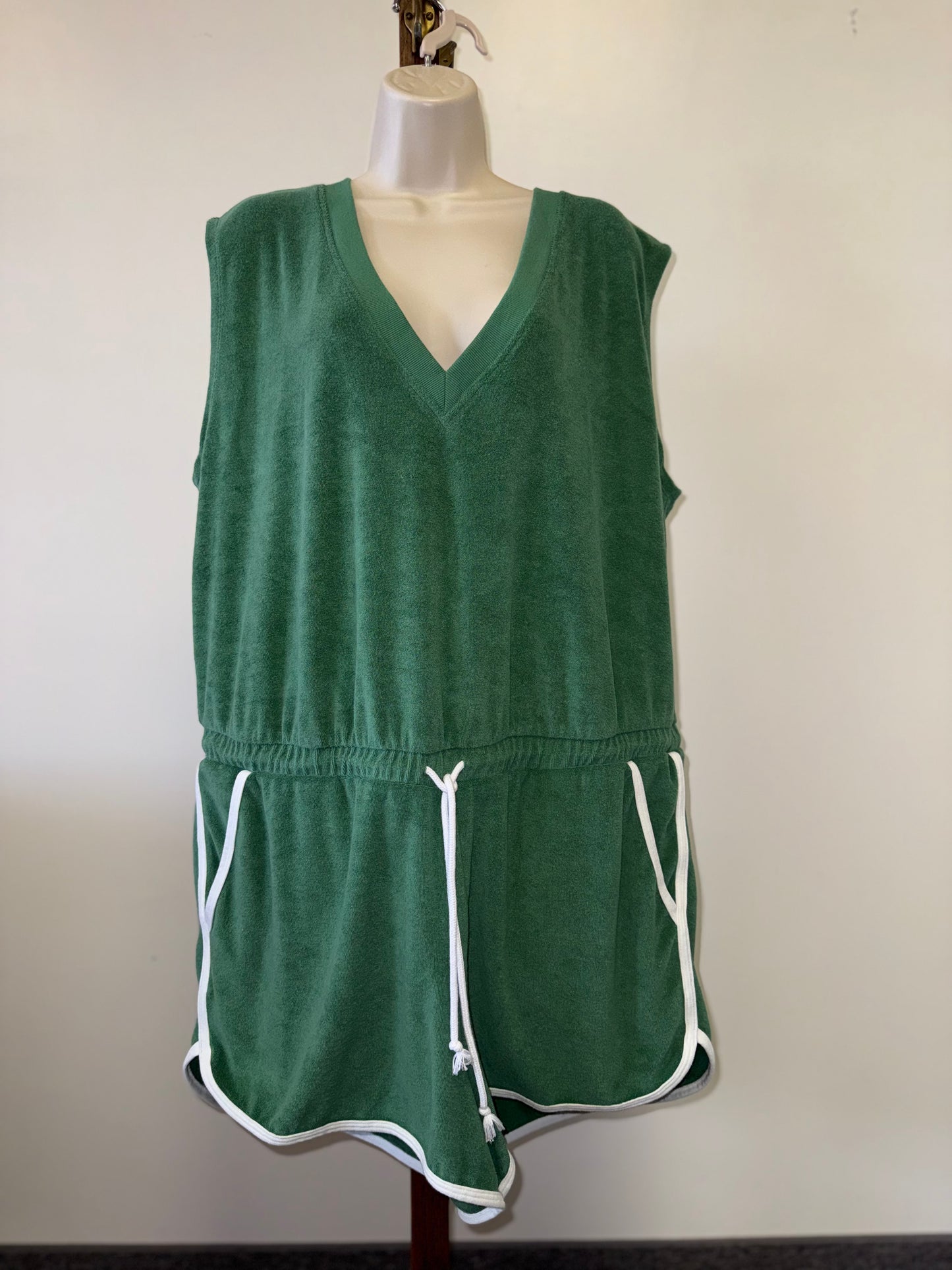 NWT Universal Threads (XXL) Brand New Green Soft Romper