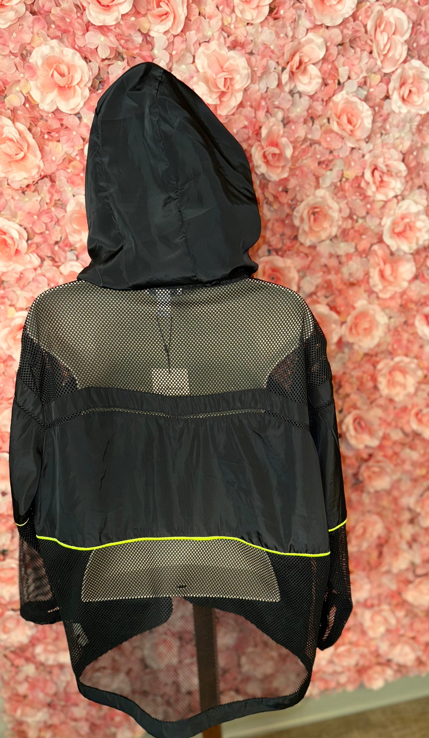 NWT ReVamped (Small) Brand New Black & Lime Green Mesh Jacket