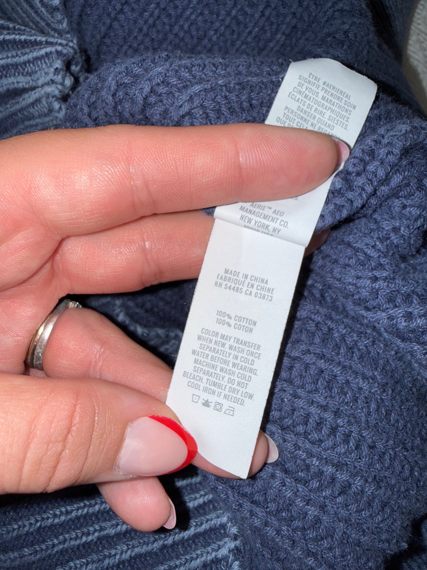 Aerie (Small) Blue V-Neck Heavy Knit Sweater