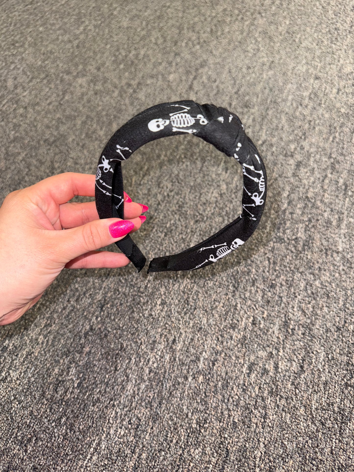 Brand New Black and White Skeleton Pattern Headband