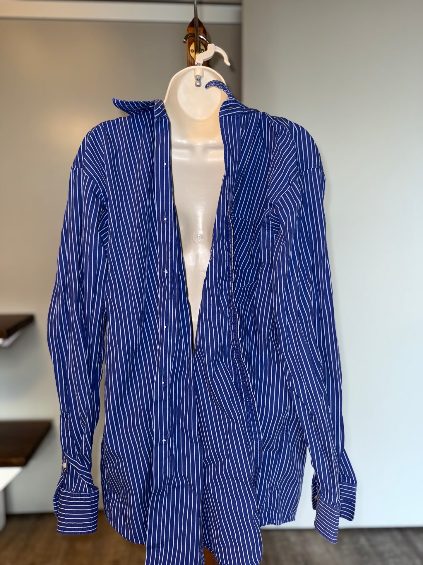 Tommy Hilfiger (16 1/2 (34-35)) Blue Stripped Button Up