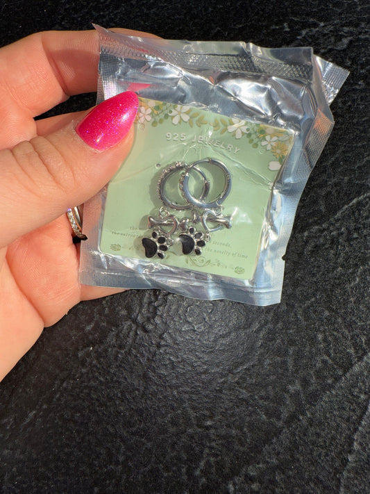 925 Jewelry Brand New Dog Themed Silver Dangle Earrings