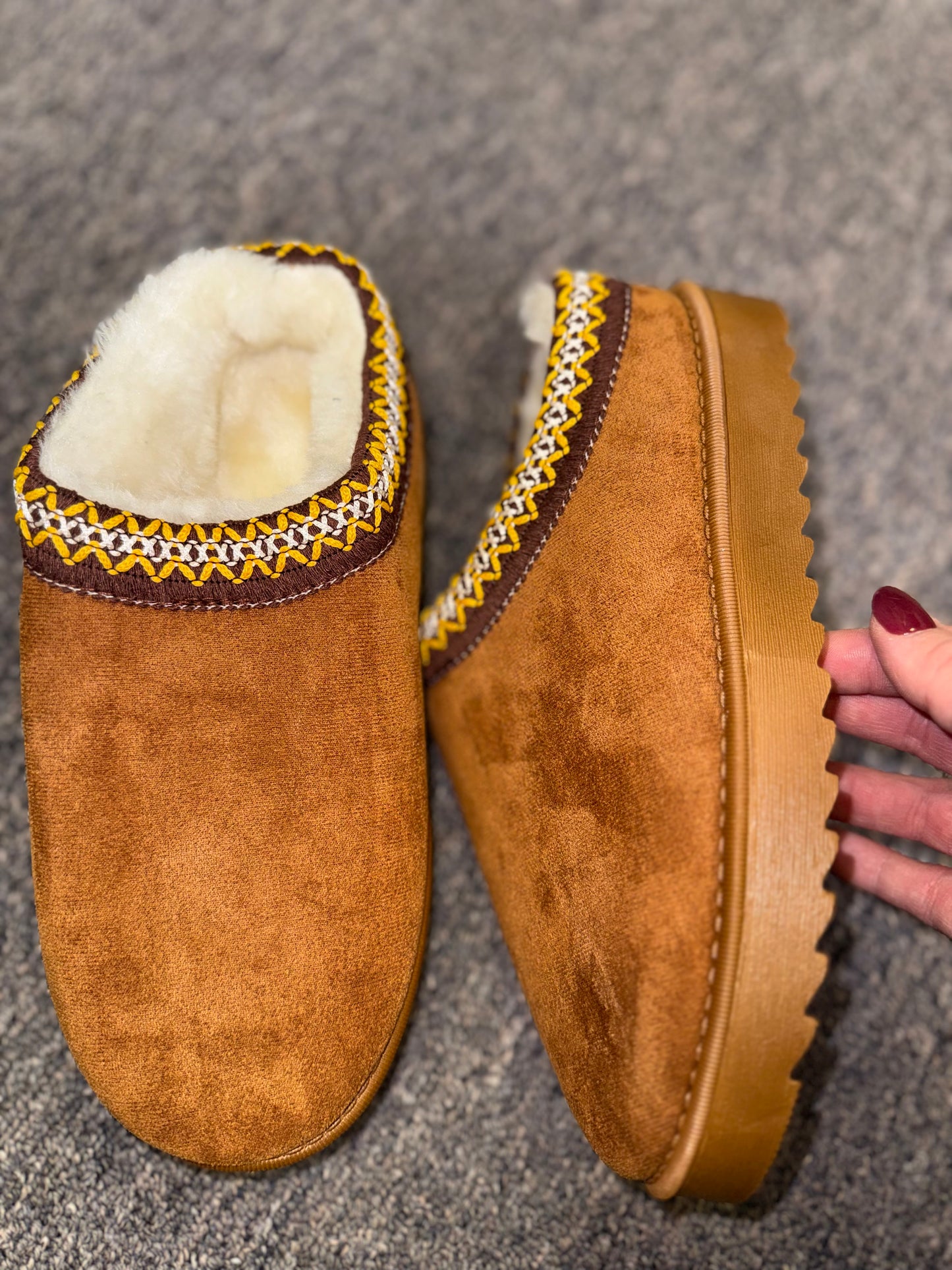 Brand New (39 - 6.5) Brown Slip On Low Top Boots