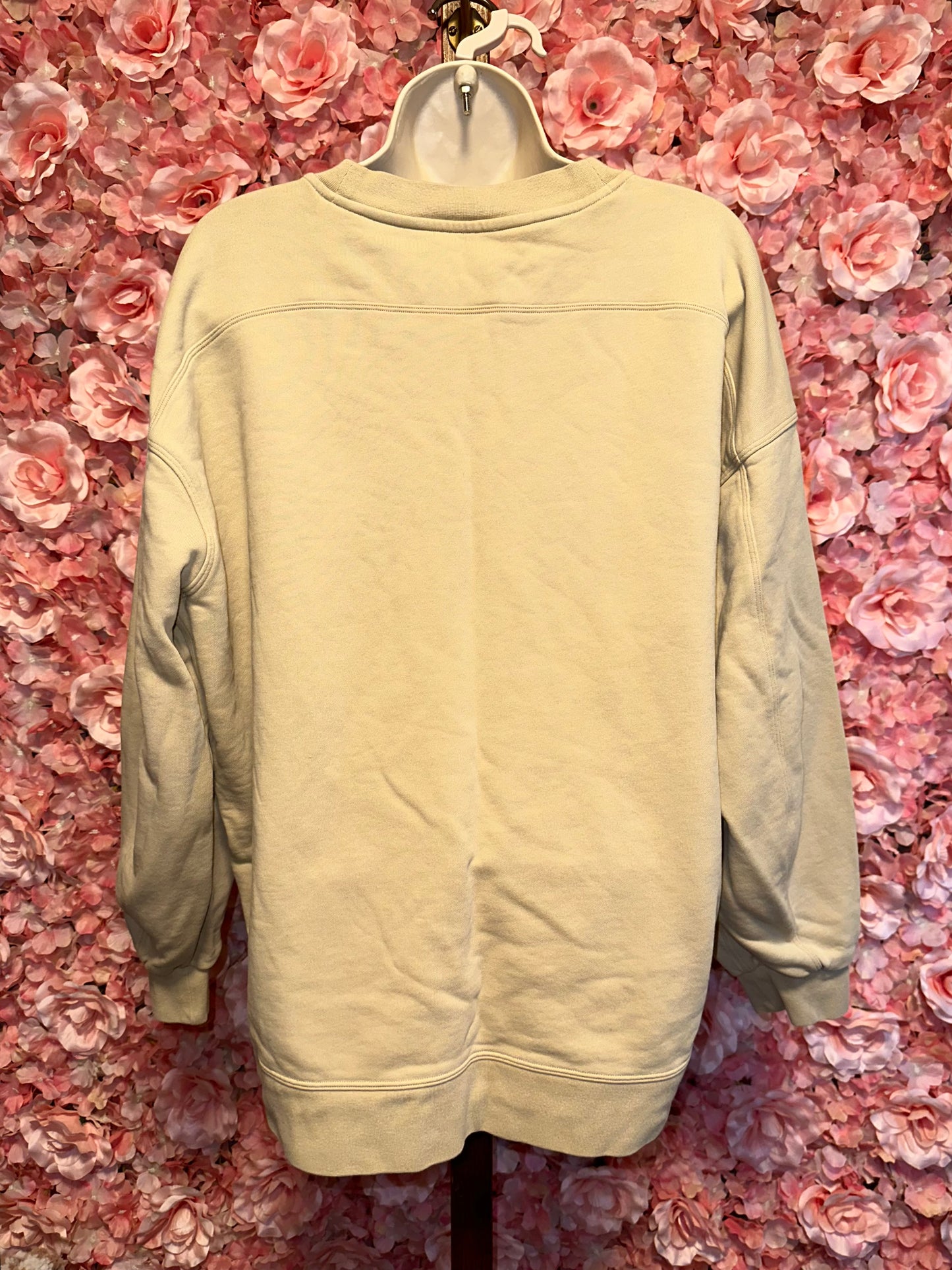 Lululemon (8) Tan Crewneck Sweatshirt