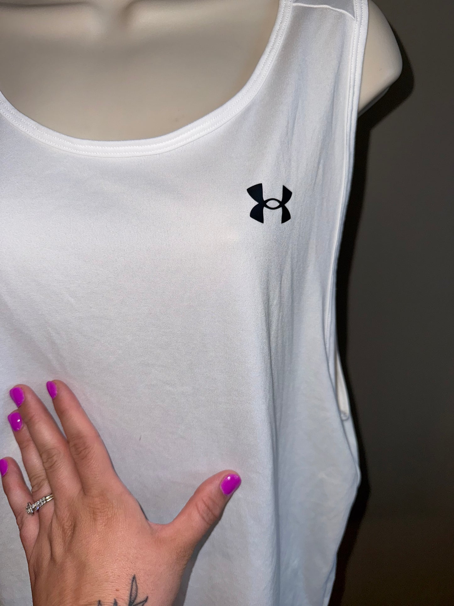 NWT Under Armour (Small) Brand New White Tech Fitted Tank Top