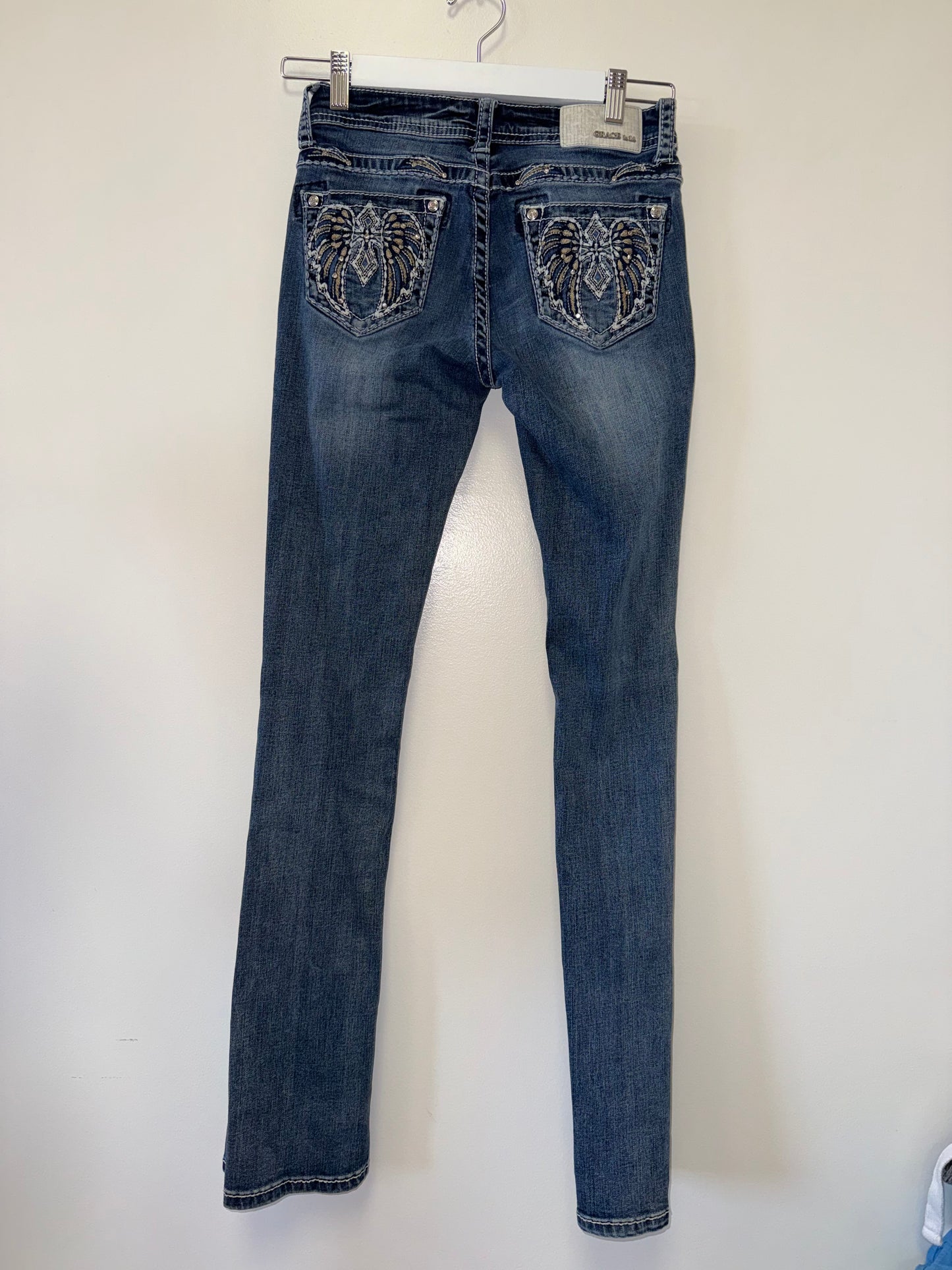 Grace (25) Denim Blue Jeans with Jeweled Pockets
