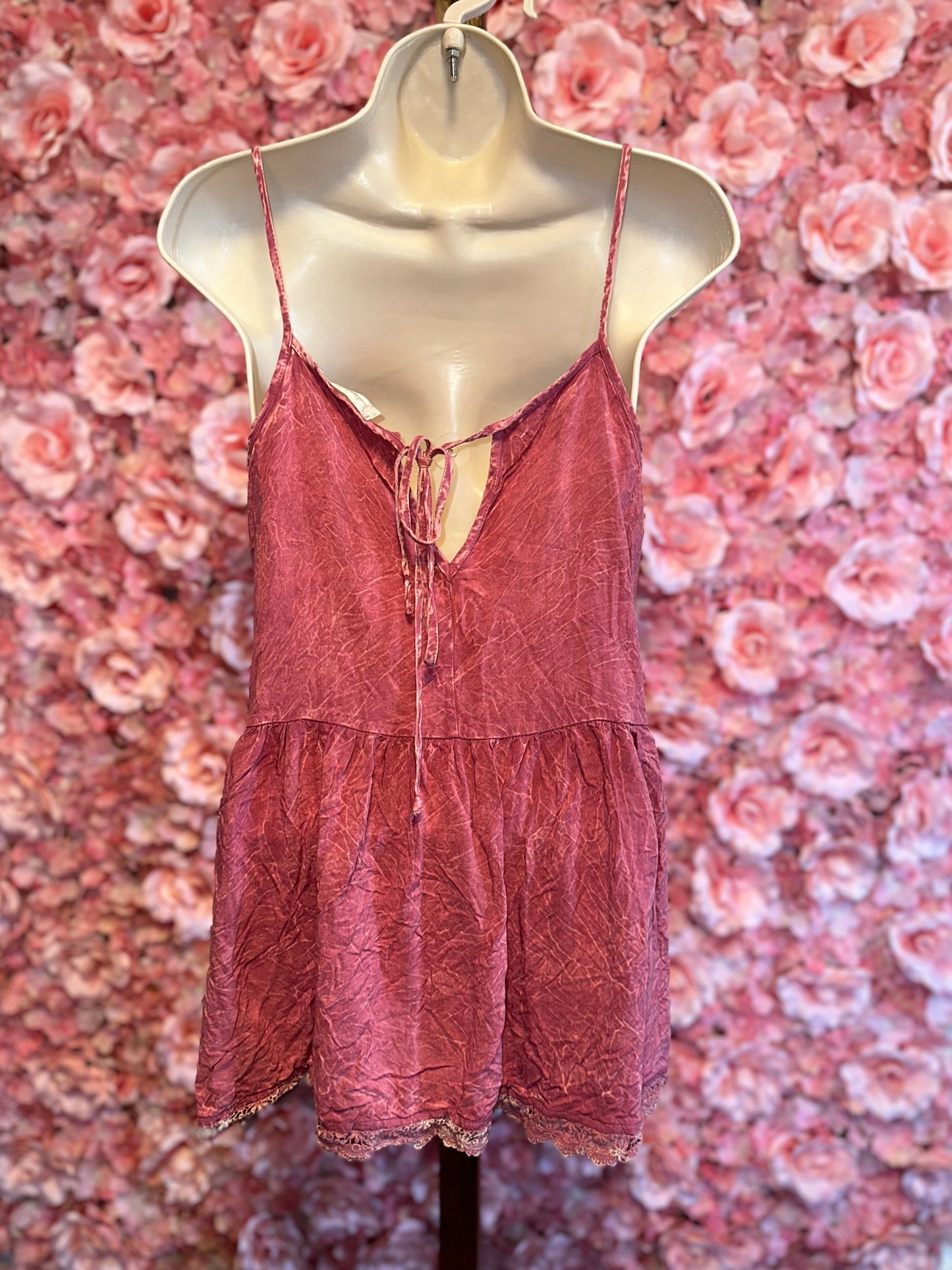 Altar'd State (Medium) Pink Lace Loose Fit Tank with Washed Look