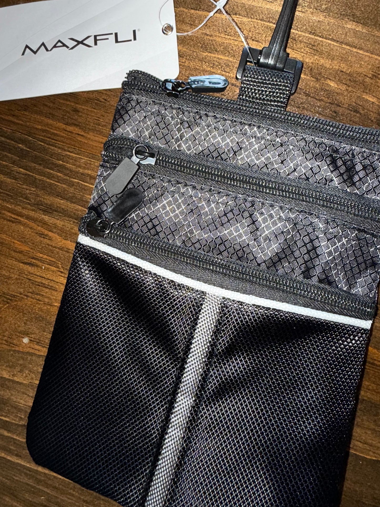 Maxfli Brand New Attachable Valuables Pouch for Golf Bag with Plush Lining
