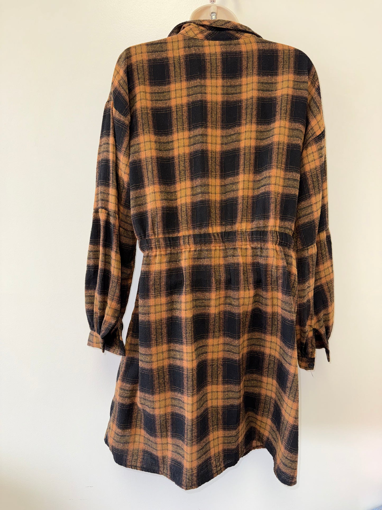 B (Medium) Black//Burnt Orange Flannel Button-Up Long Sleeve Midi Dress