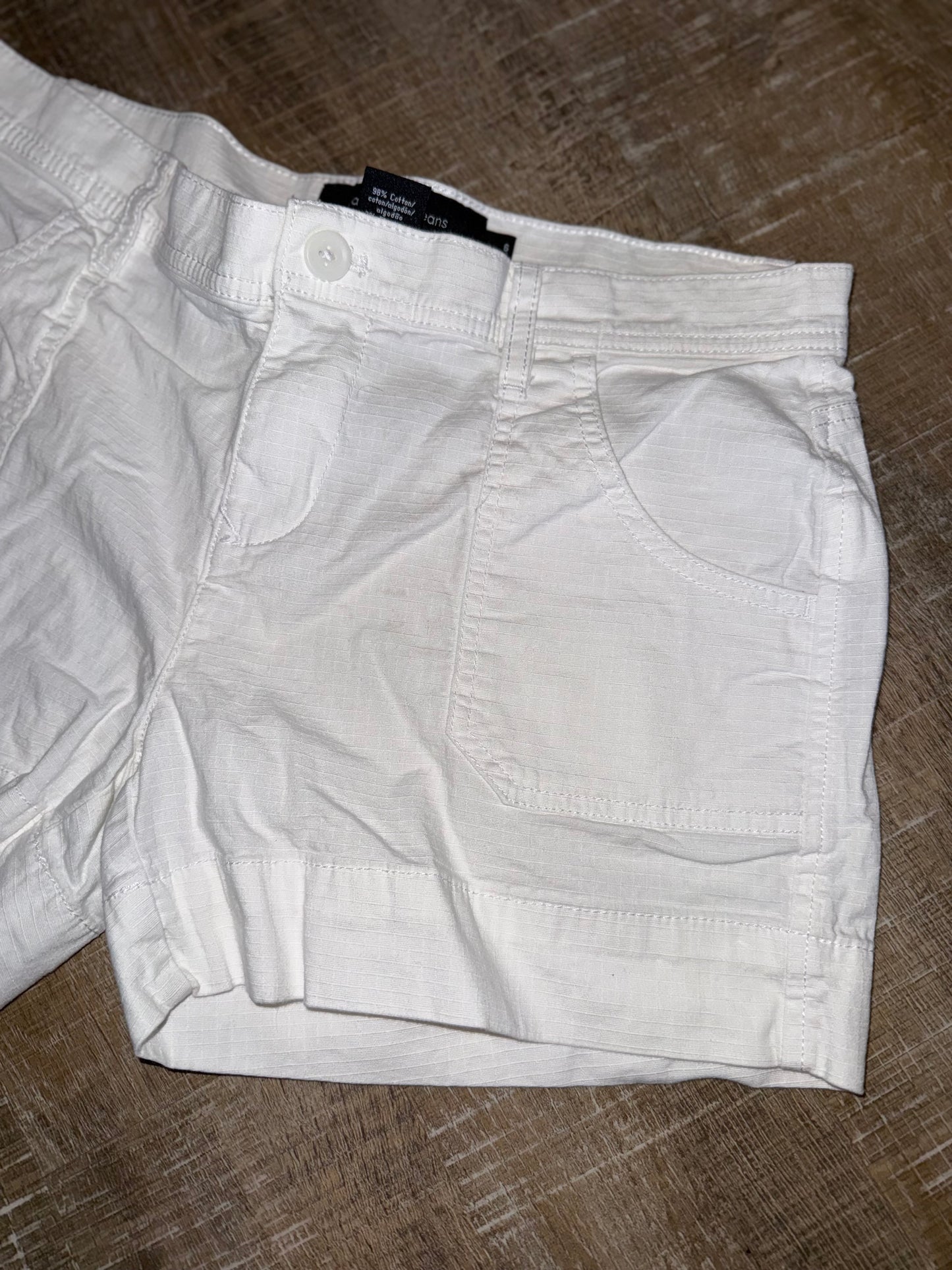 Calvin Klein Jeans (6) White Dress Shorts