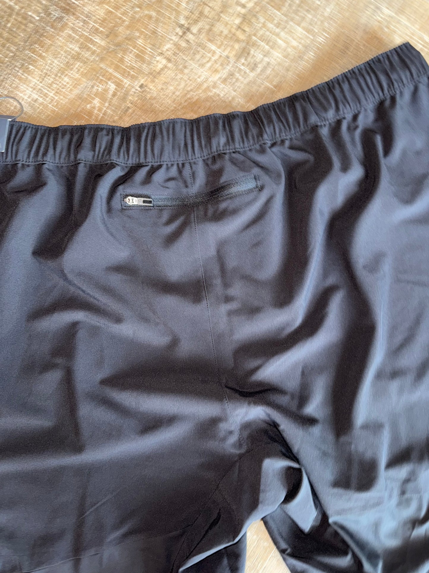NWT VRST (XXL) Brand New Black Slim Tapered Leg Pants with Zipped Ankle