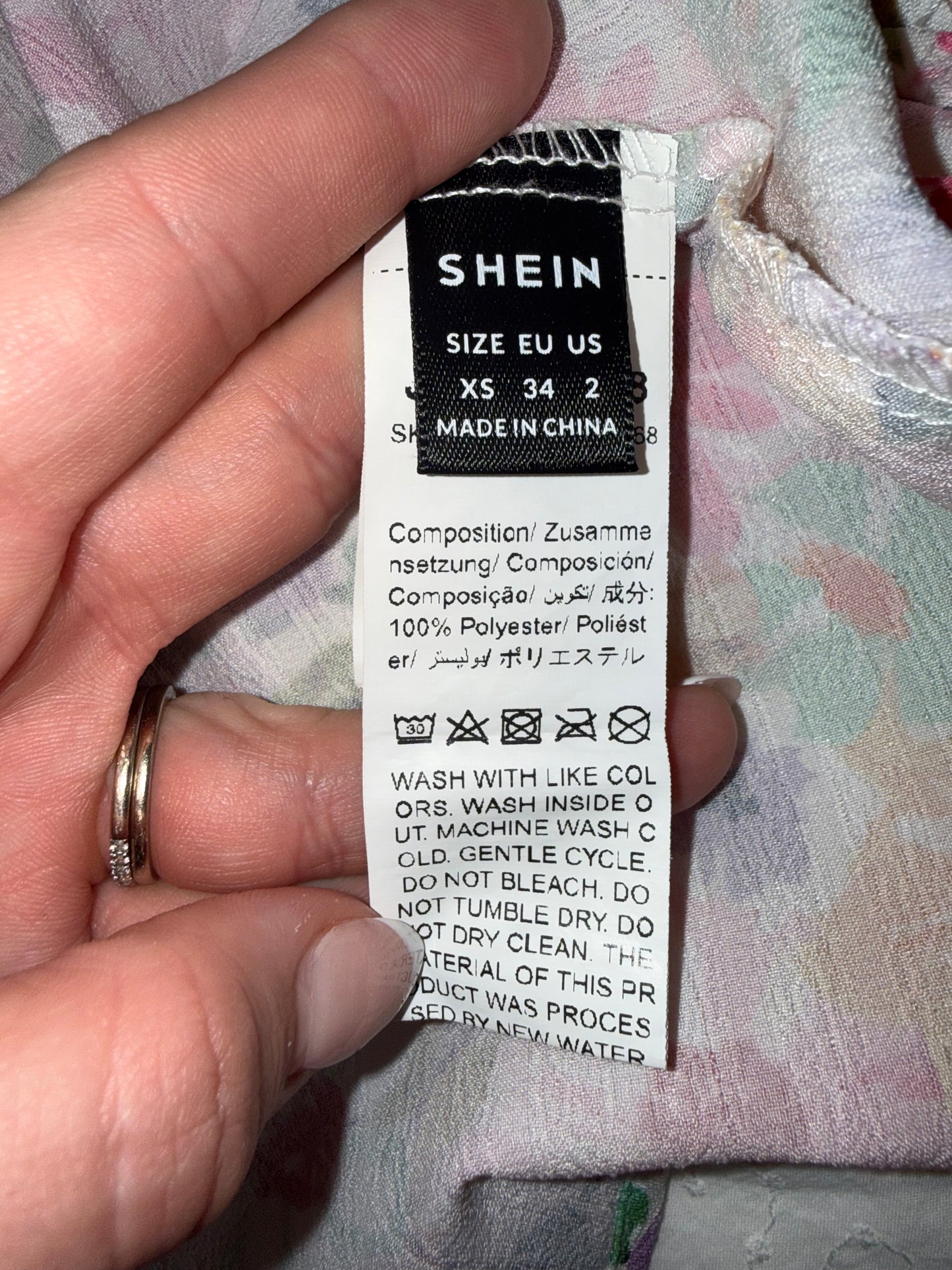 SHEIN (XS) White Colorful Cropped Blouse