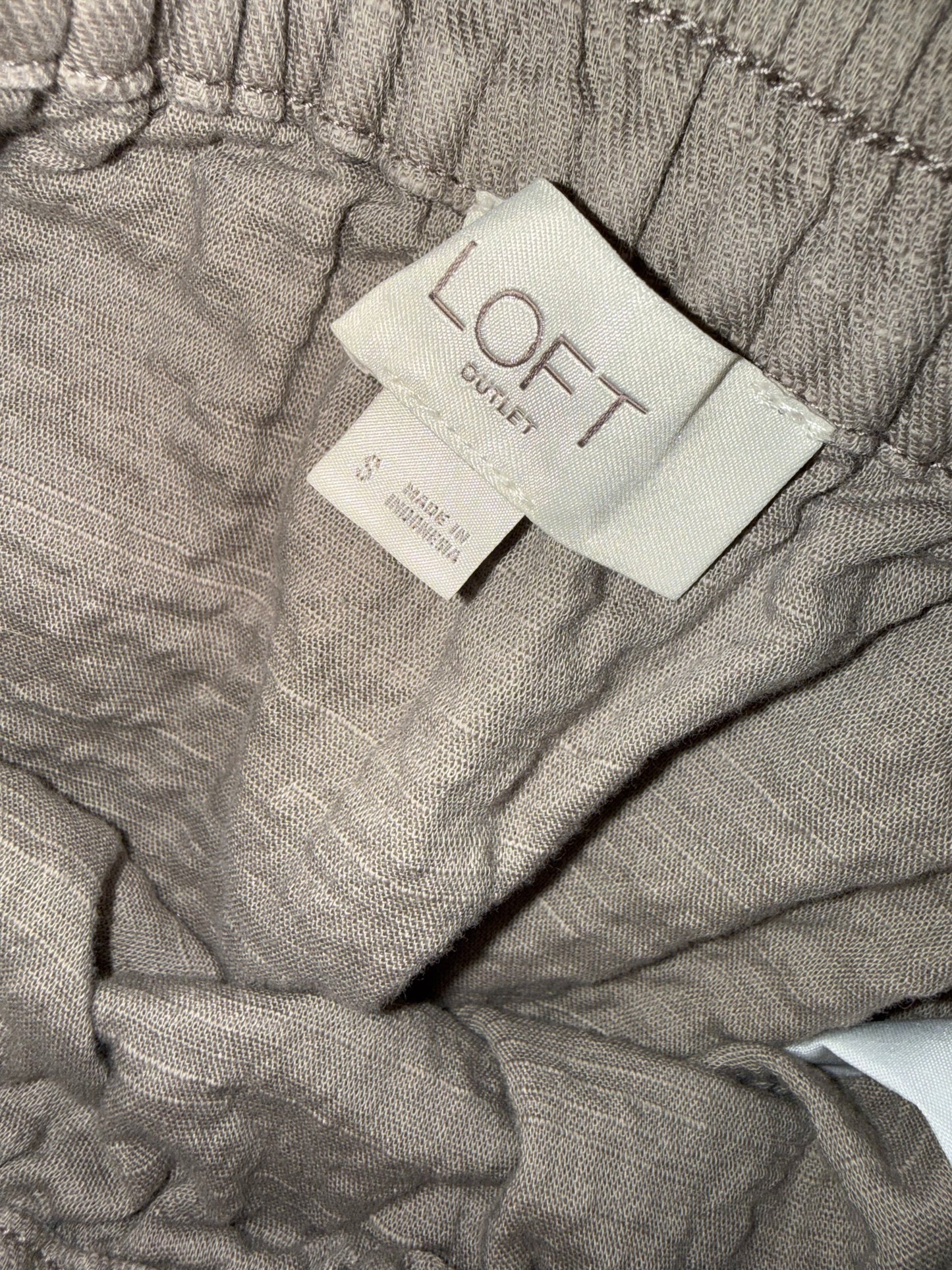 LOFT (Small) Tan Stretchy Drawstring Waistband Skirt with Pockets