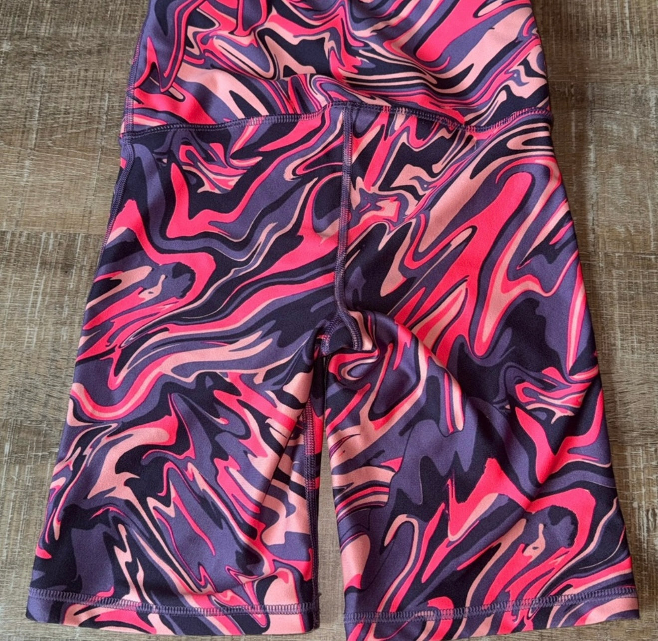 Under Armour (XS) Pink & Purple Swirl Pattern Biker Shorts