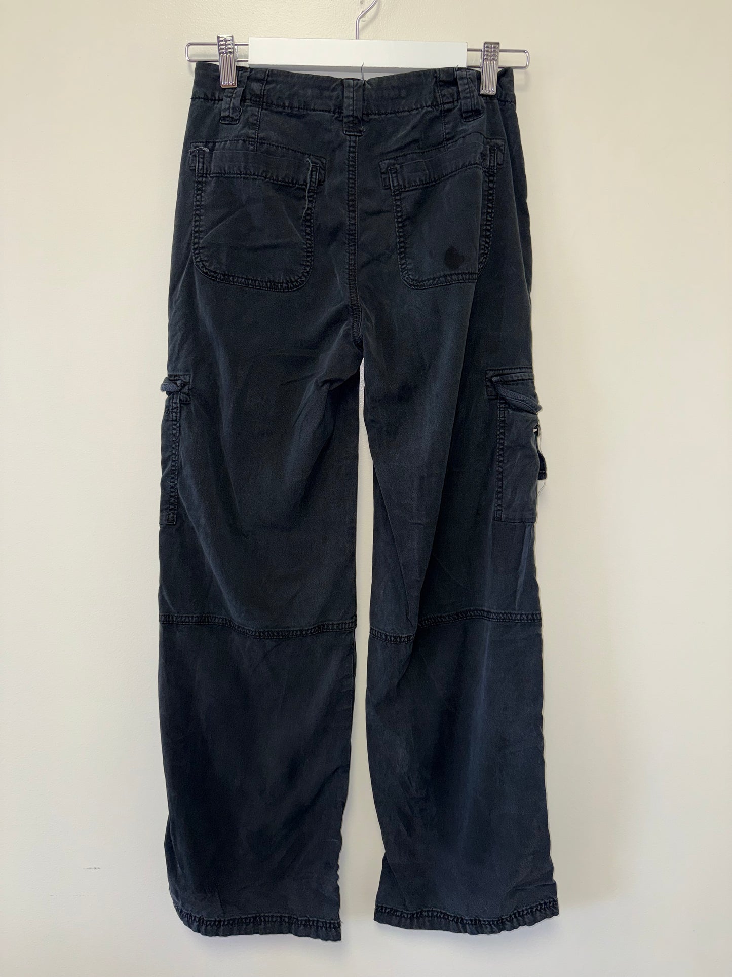 American Eagle (00) Dark Grey Super High Rise Baggy Cargo Pants with Stretch