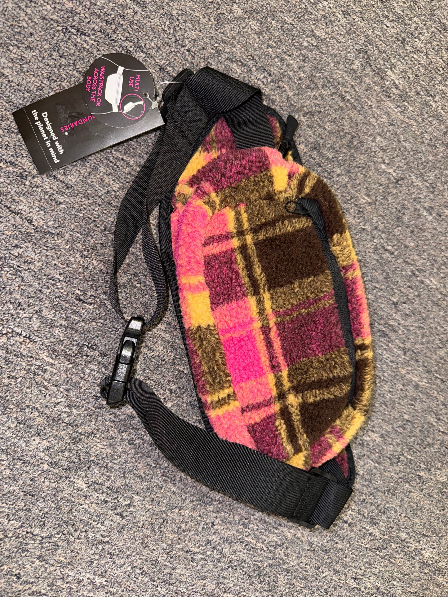 NWT No Boundaries Brand New Plaid Sherpa Fanny Pack