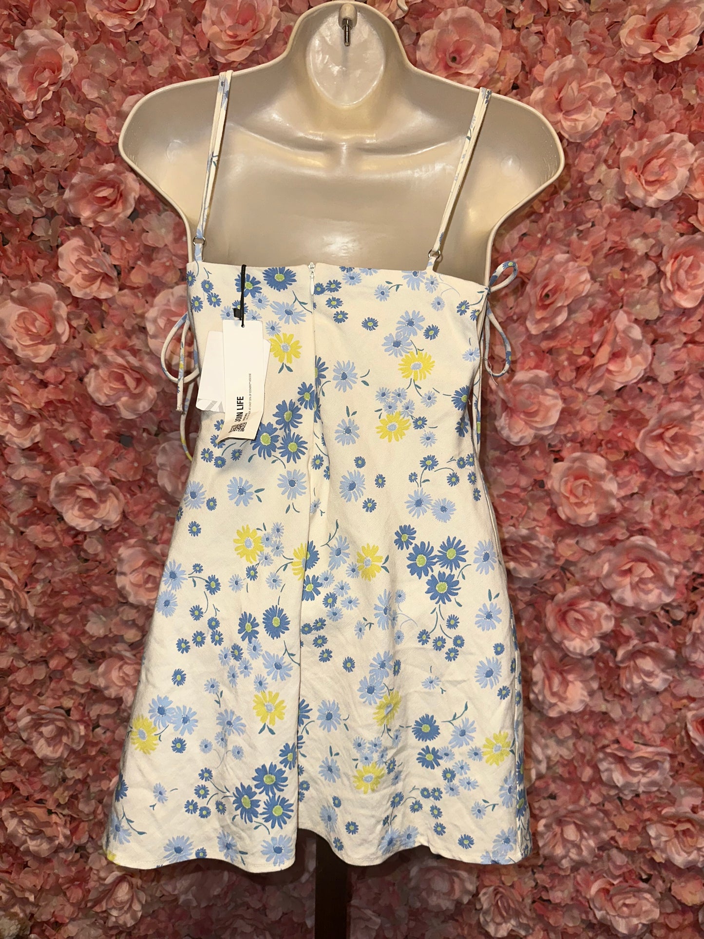 NWT Zara (XS) Brand New Floral Midi Sleeveless Dress