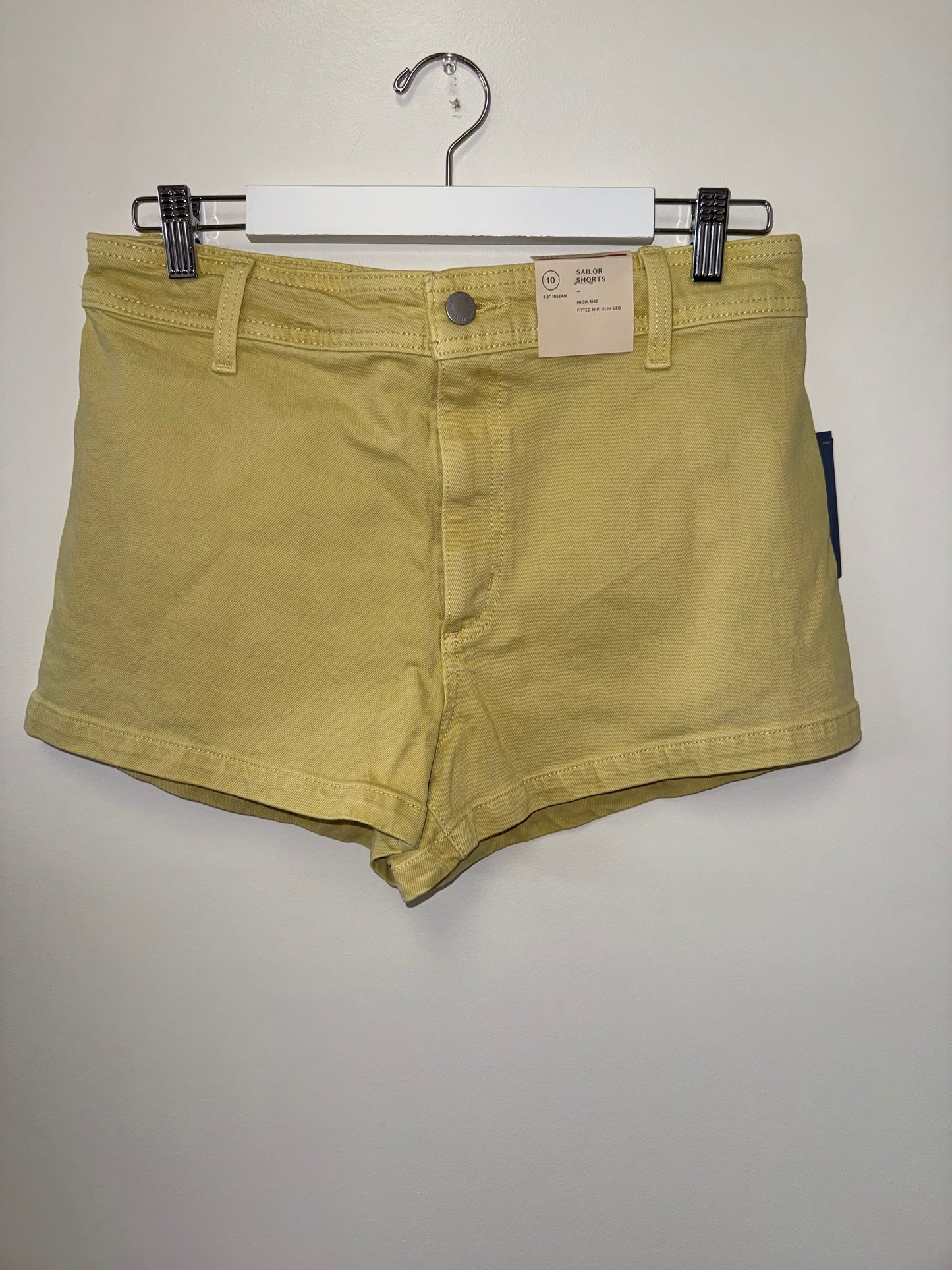 NWT Universal Threads (10) Brand New Yellow Hi Rise Fitted Hip & Slim Leg Shorts
