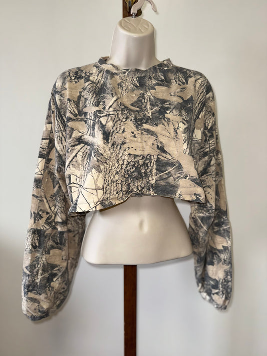 (Medium) Tan/Grey Camo Pattern Cropped Long Sleeve Tee
