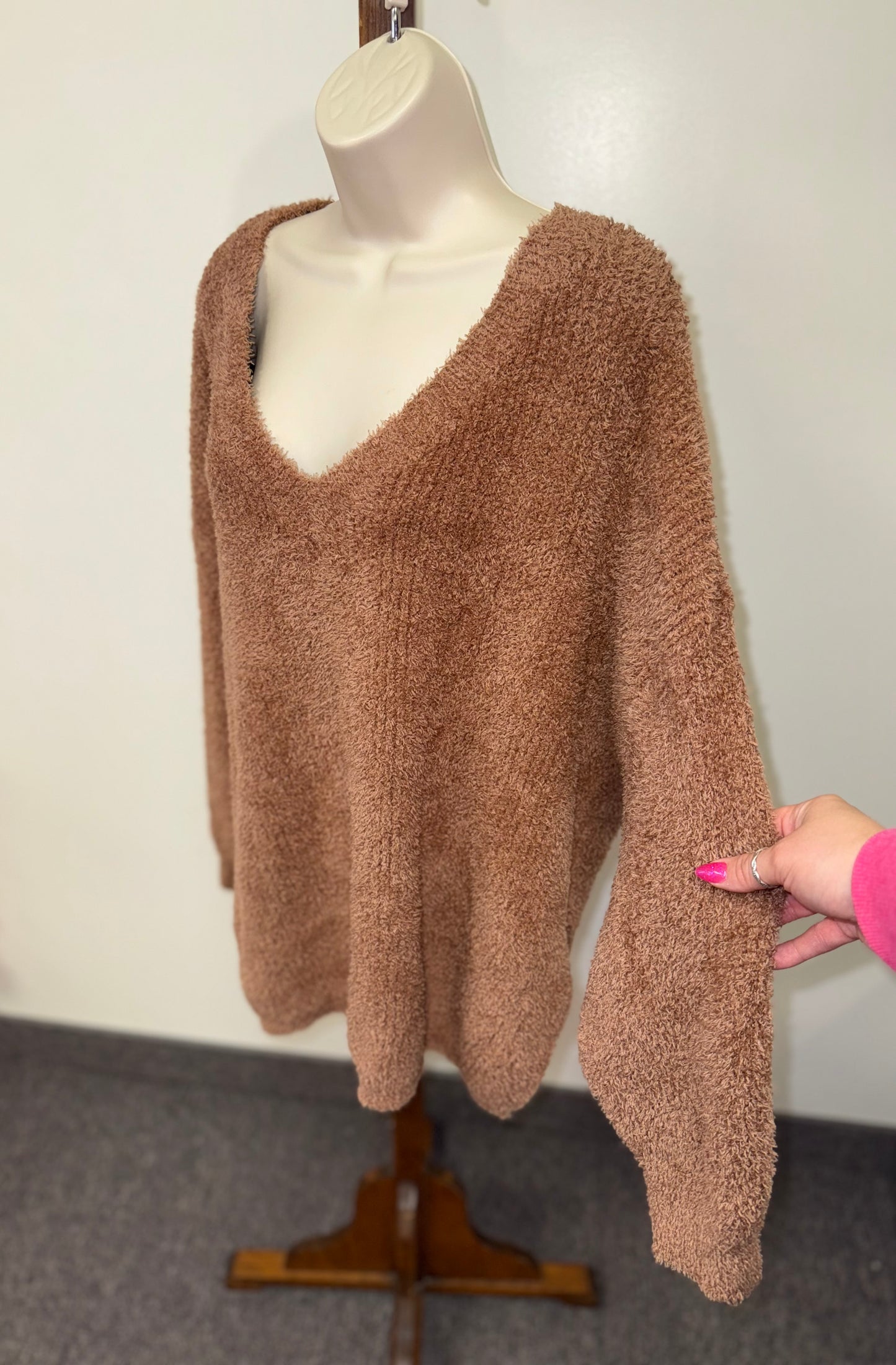 (Large) Brown V-Neck Super Soft Sweater