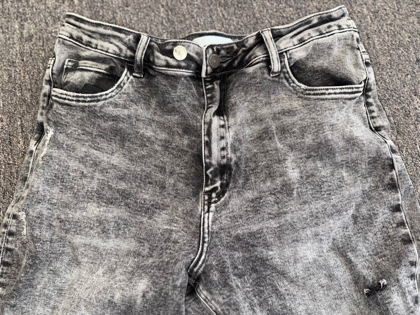 Vervet (32) Black//Grey Acid Wash Distressed Denim Jeans