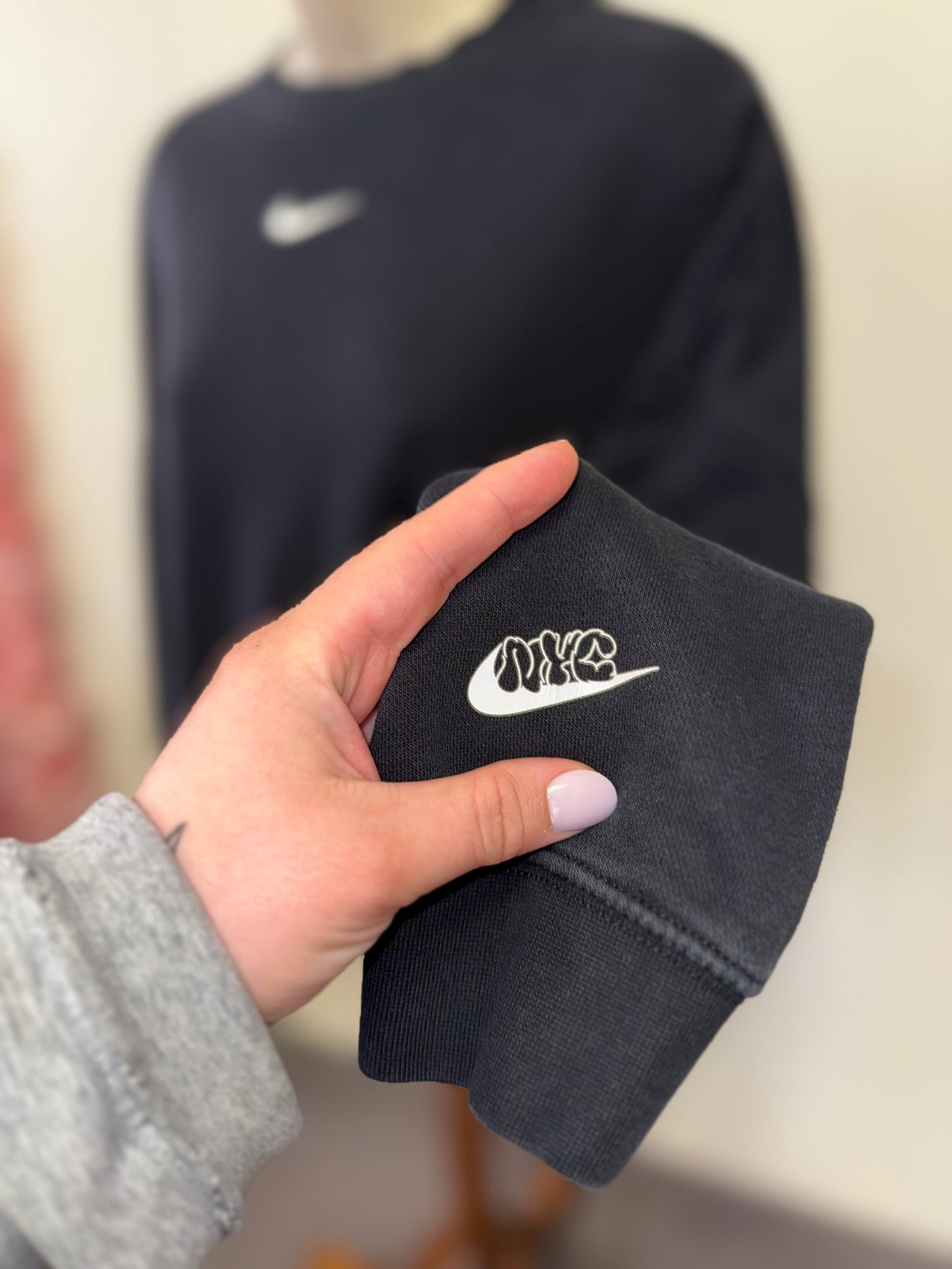 Nike (XS) NYC Black Oversized Cropped Crewneck