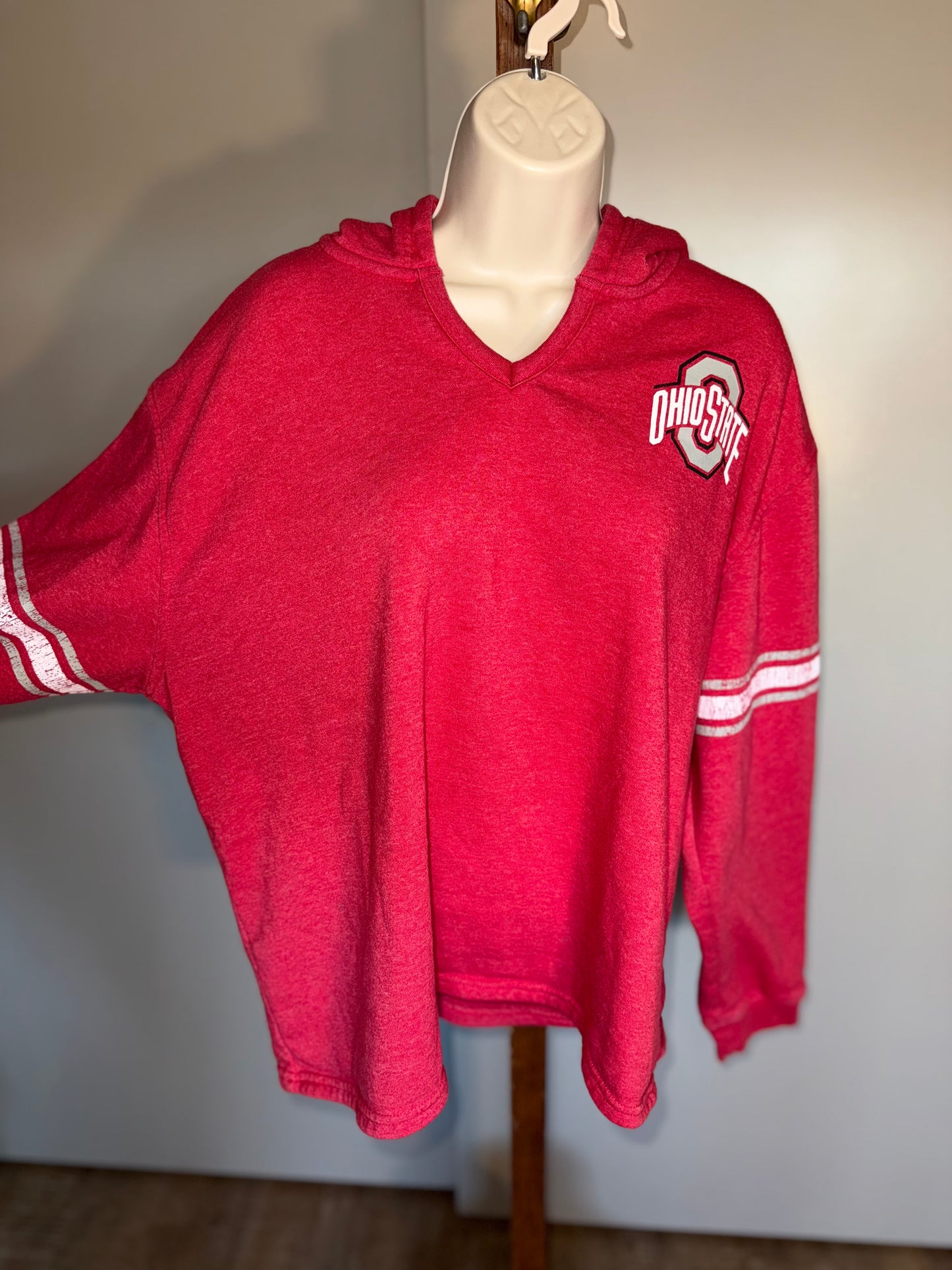 Russell (2XL) Red V-Neck Ohio State Buckeyes Hoodie