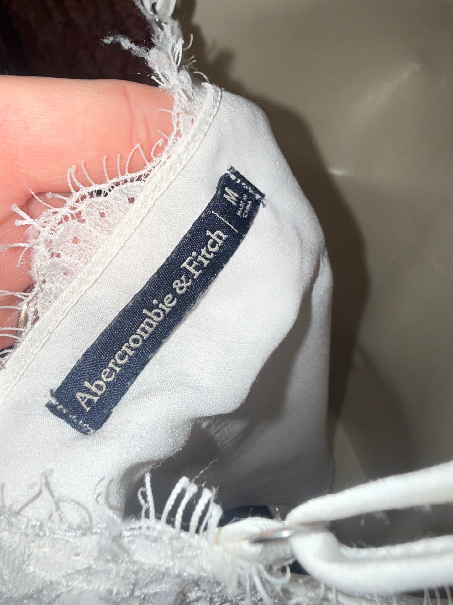 Abercrombie & Fitch (Medium) Off White Lace Buttoned Polyester Tank Top