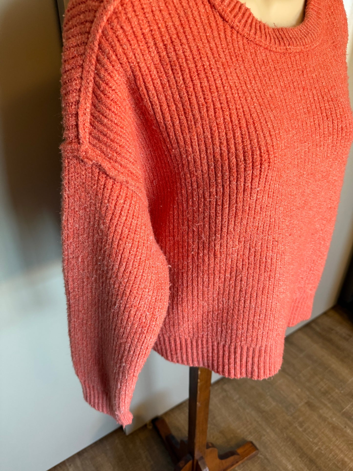 American Eagle (XL) Orange Knit Sweater