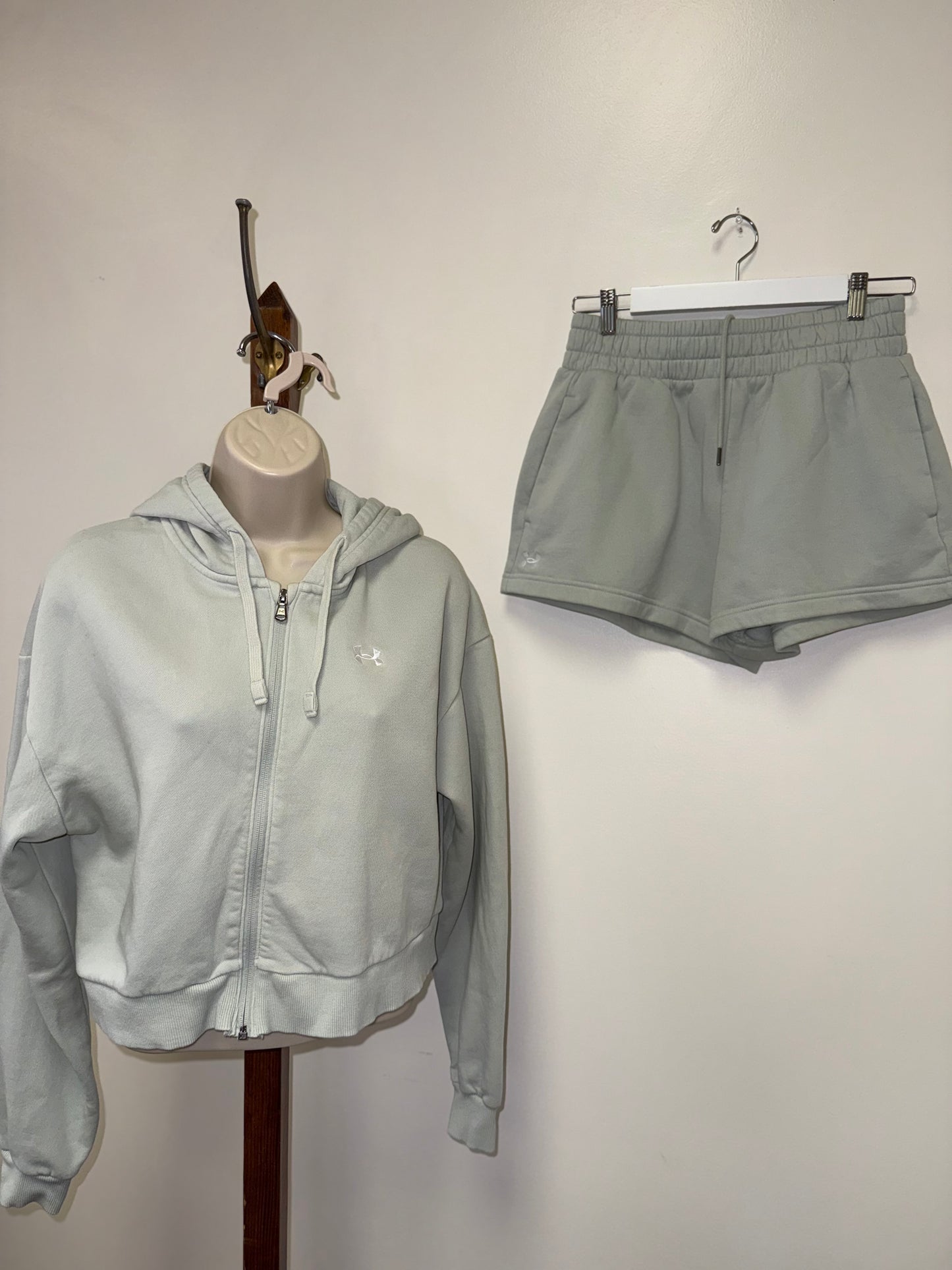 Under Armour (M) Mint Green Sweat Shorts & Cropped Jacket BUNDLED SET