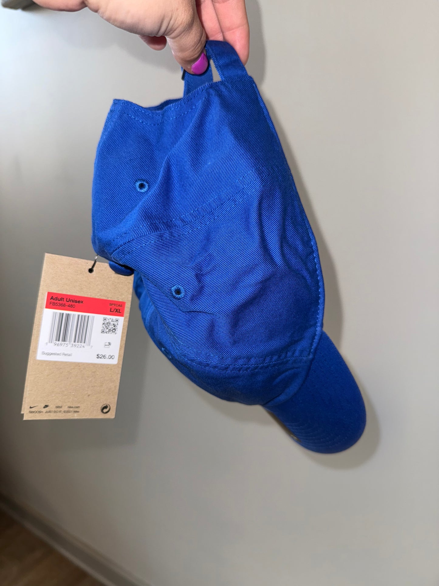 NWT Nike (L//XL) Brand New Blue Club Hat with Embroidered Logo