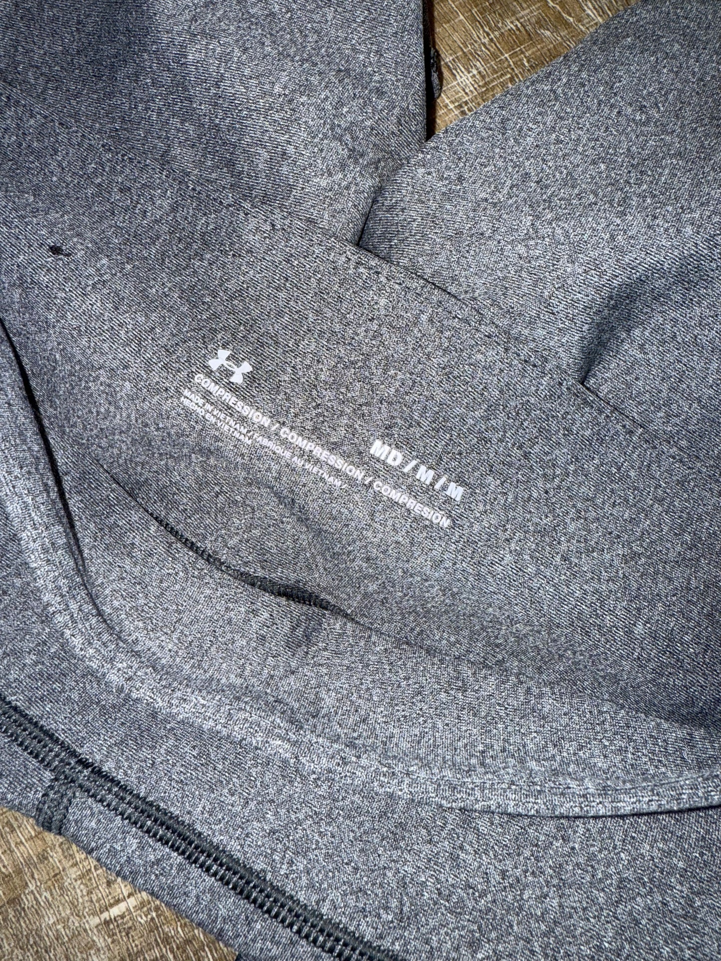 Under Armour (Medium) Grey Compression Leggings with 1 Slip Pocket
