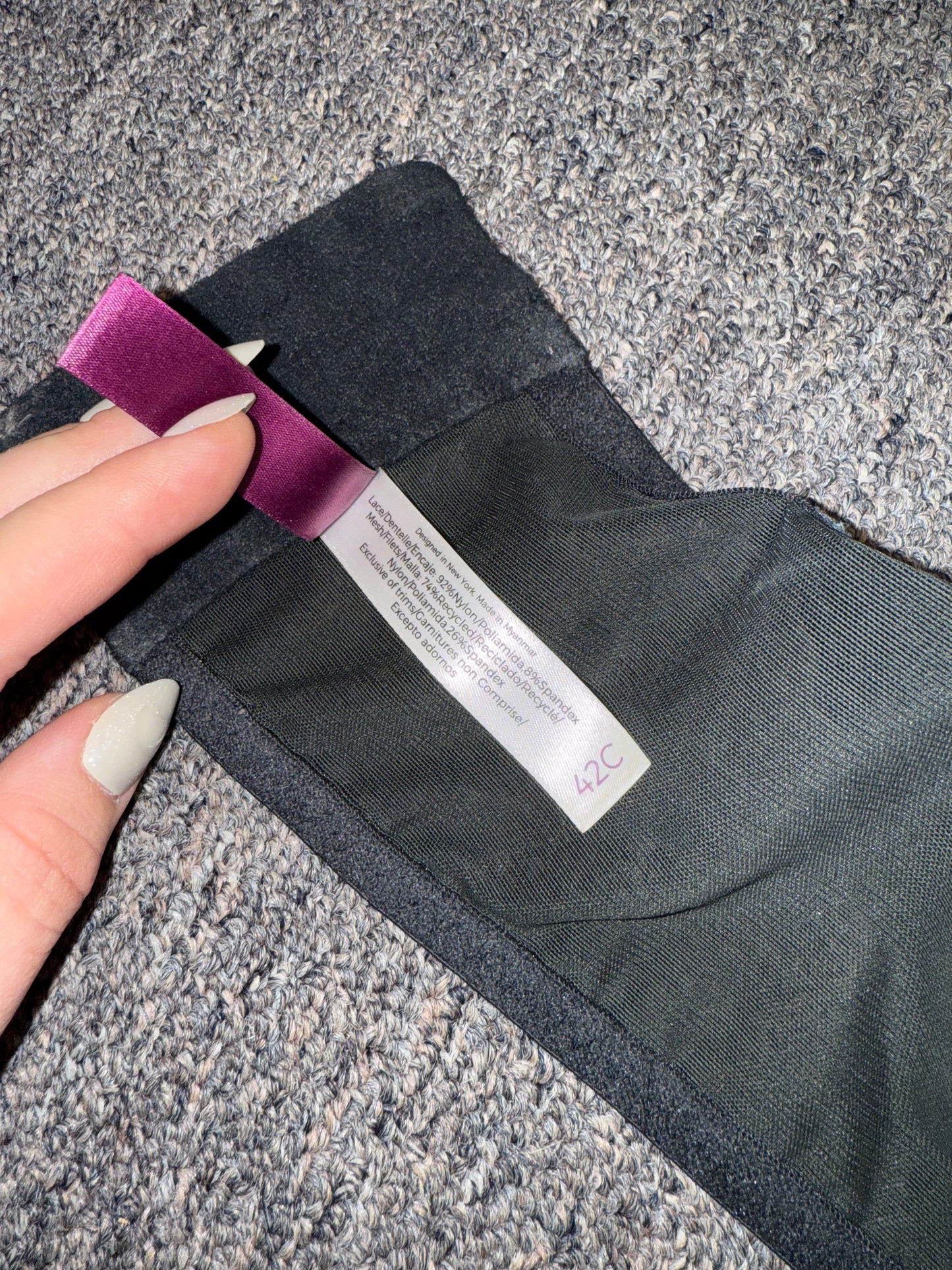 Adore Me (42C) Black & Nude Lace//Sheer Heart Pattern Bra