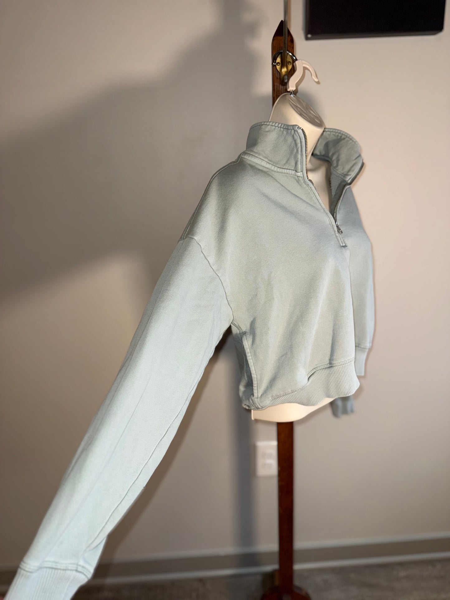 PINK Victoria's Secret (Small) Light Blue 3/4 Zip Up Cropped Sweatshirt