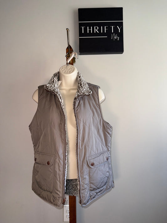 NWT Thread & Supply (Small) Brand New Reversible Fuzzy Vest