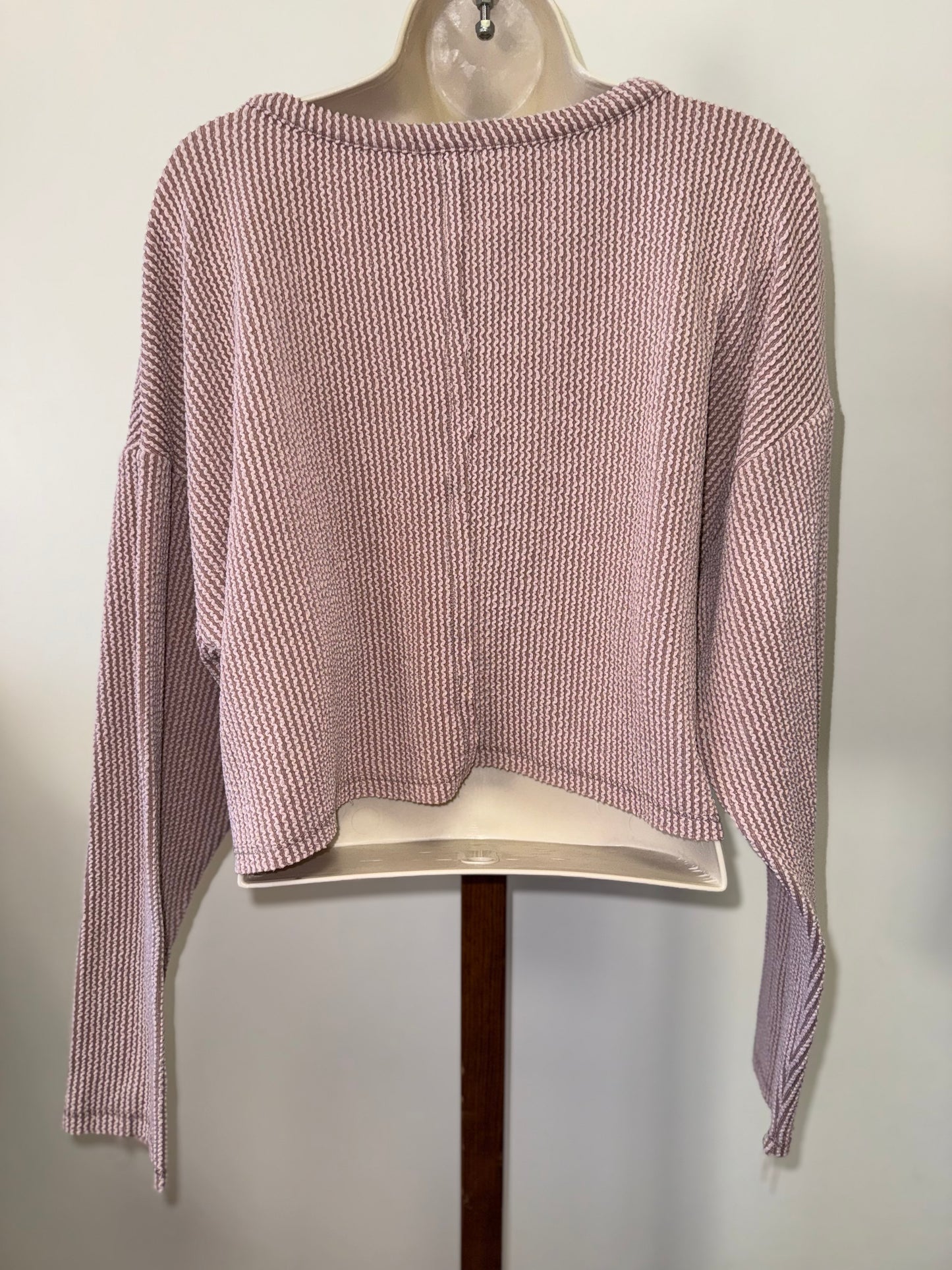 Originality (Large) Pink Ribbed V-Neck Long Sleeve Crop Top