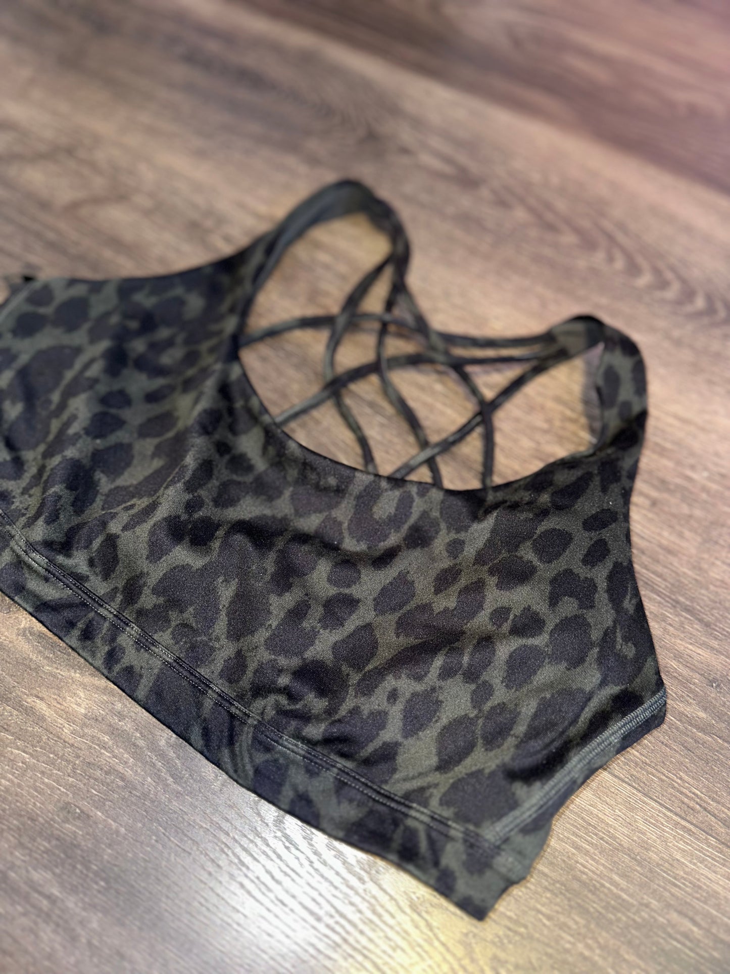 Victoria's Secret (Large) Black/Green Cheetah Print Incredibly Strappy Bralette