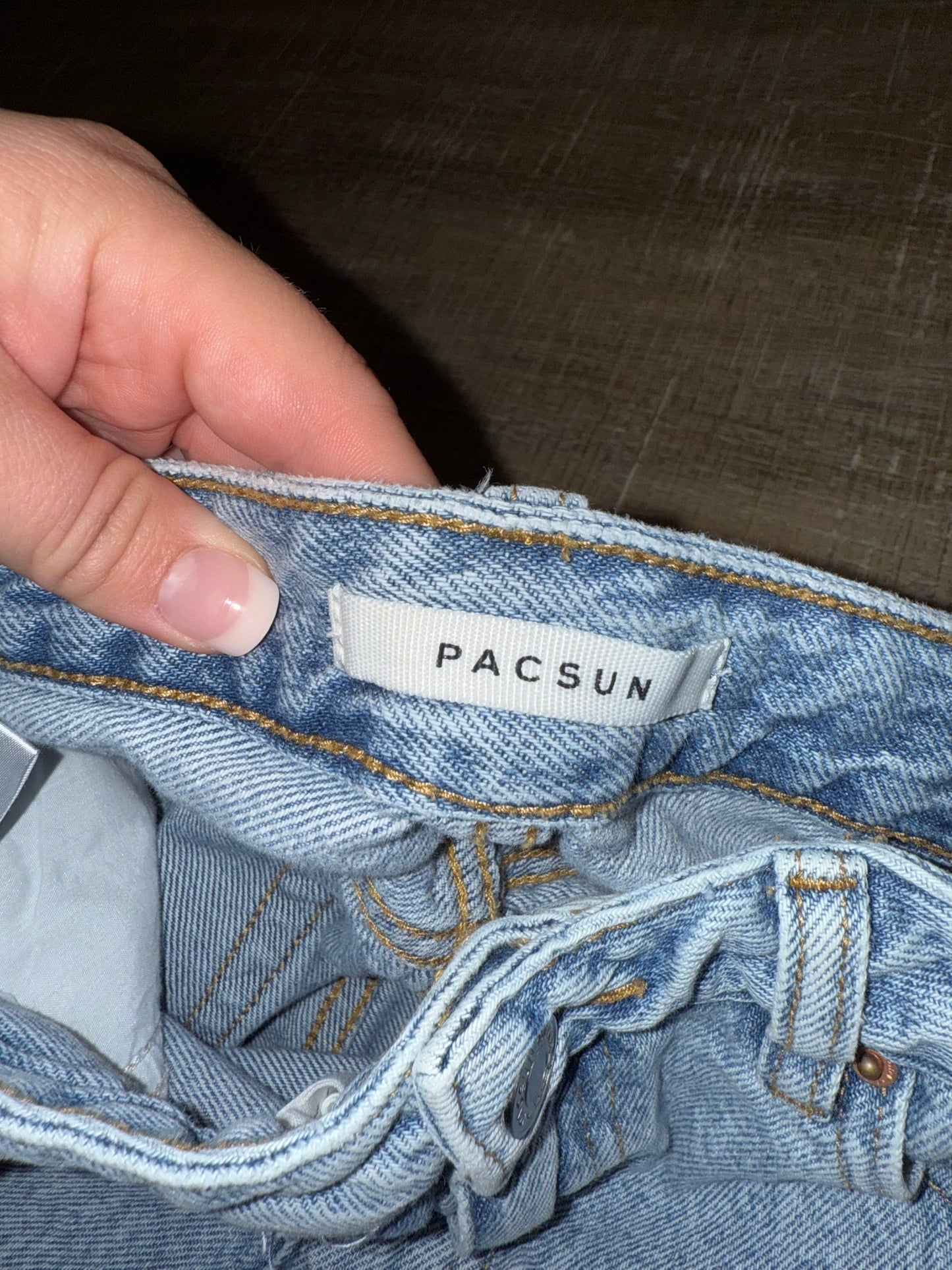 PacSun (28) Distressed Denim 90's Boyfriend Jeans