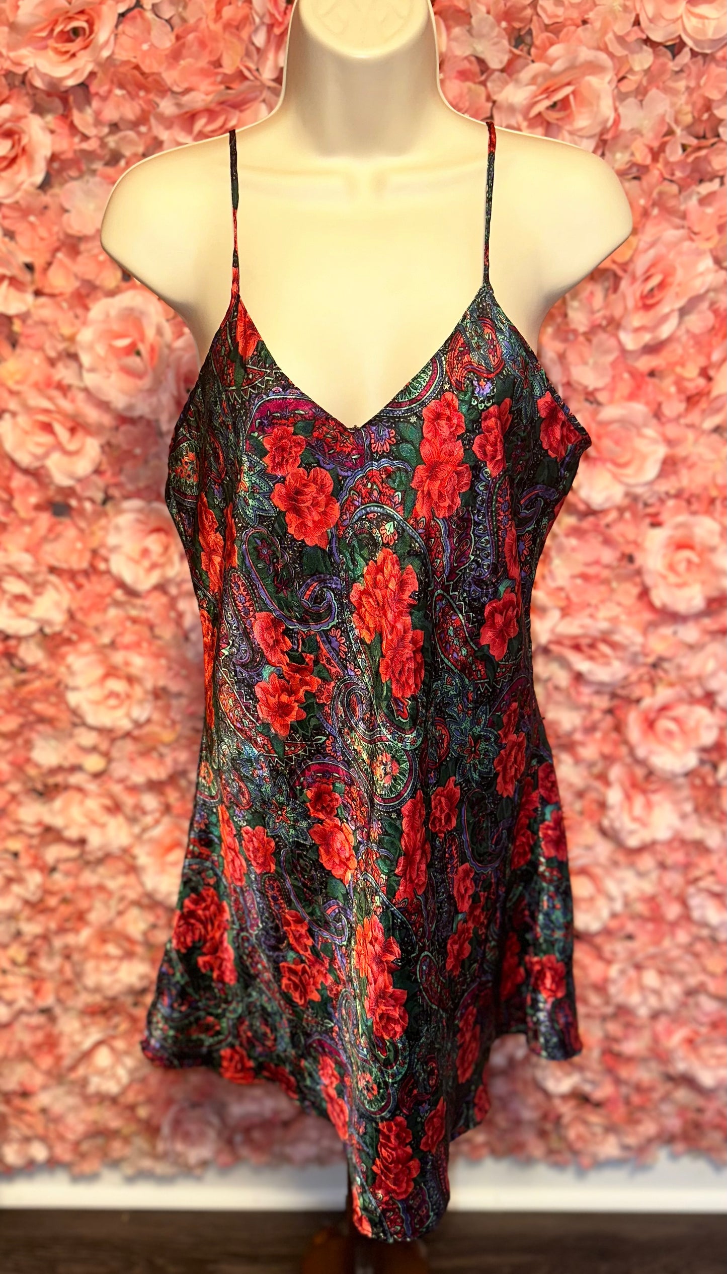 (Medium) Floral Lightweight V-Neck Lingerie Dress